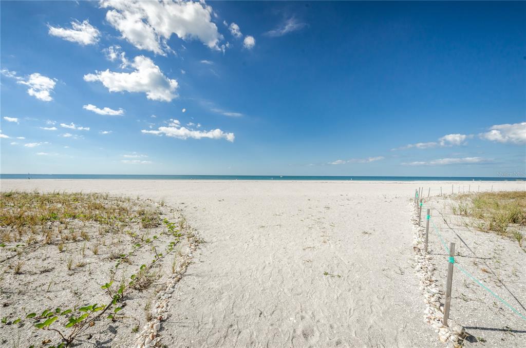 Clearwater Beach, Florida, 33767, United States, 2 Bedrooms Bedrooms, ,2 BathroomsBathrooms,Residential,For Sale,1849008