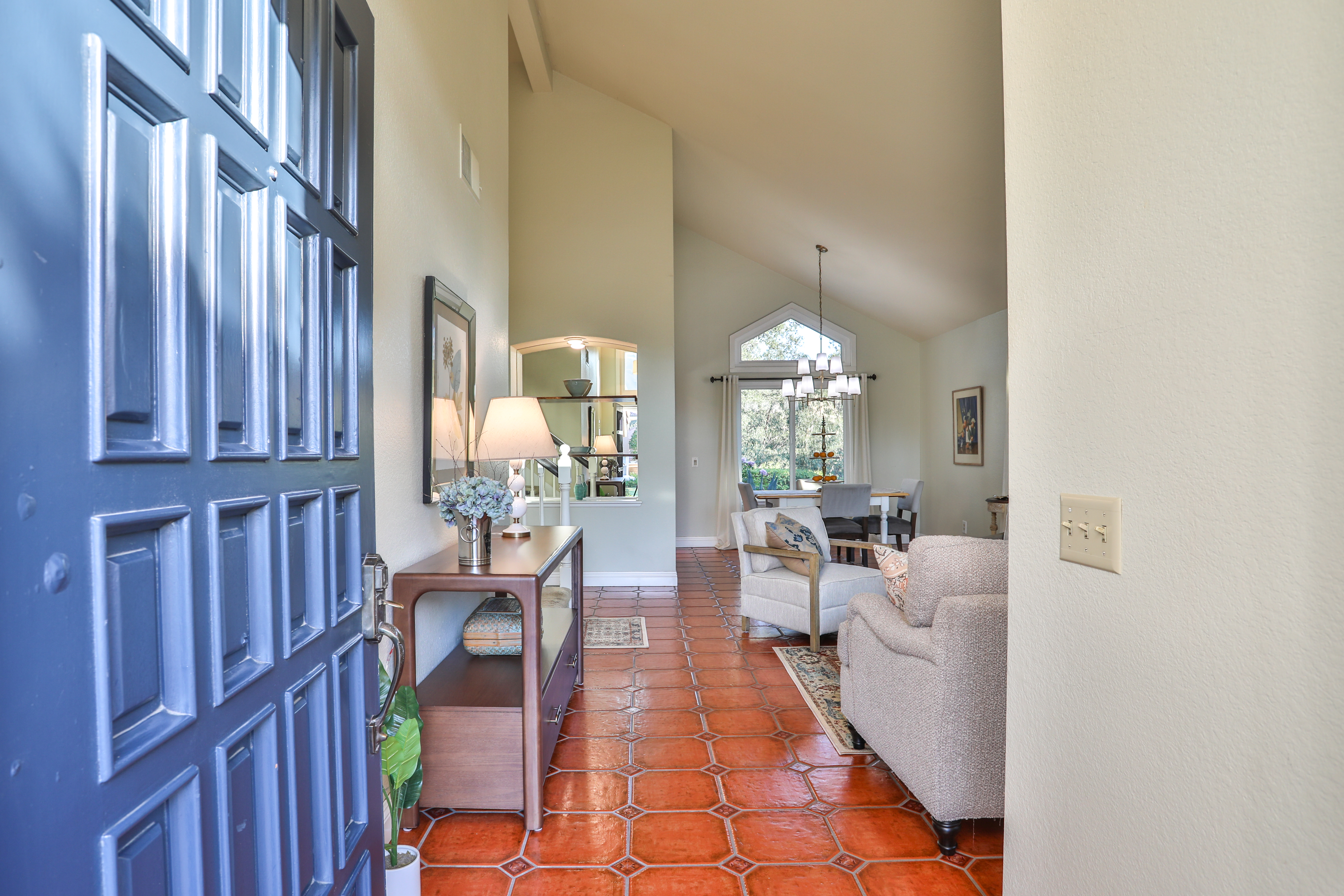  1838 Vía Arroyo, La Verne, CA 91750 - 物件實景