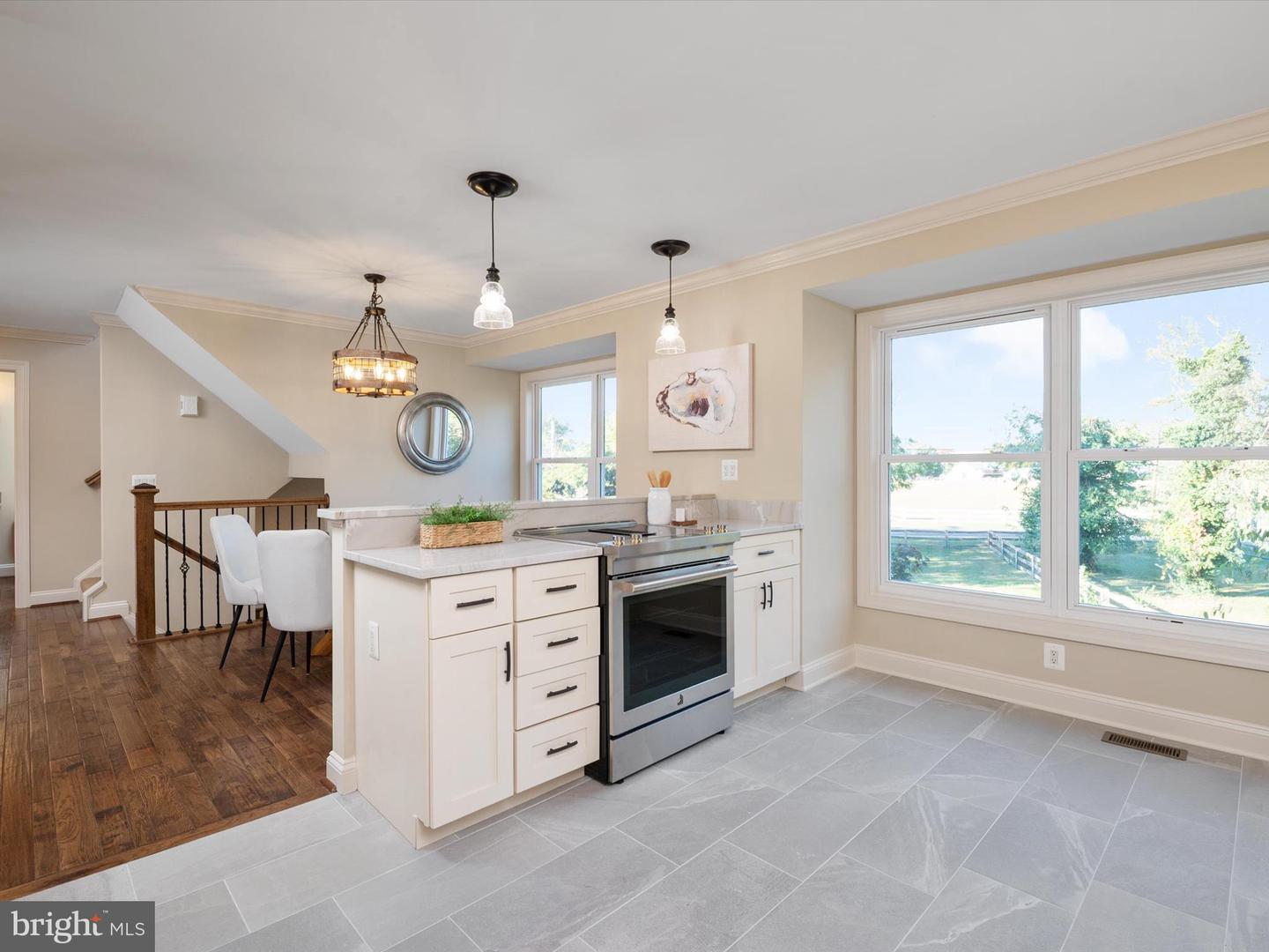 Pasadena, Maryland, 21122, United States, 6 Bedrooms Bedrooms, ,6 BathroomsBathrooms,Residential,For Sale,1994815