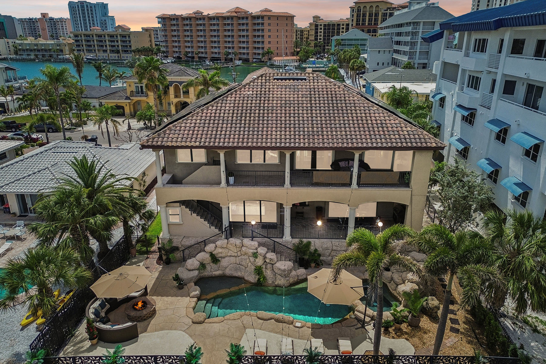  BAYSIDE SUB - 物件實景