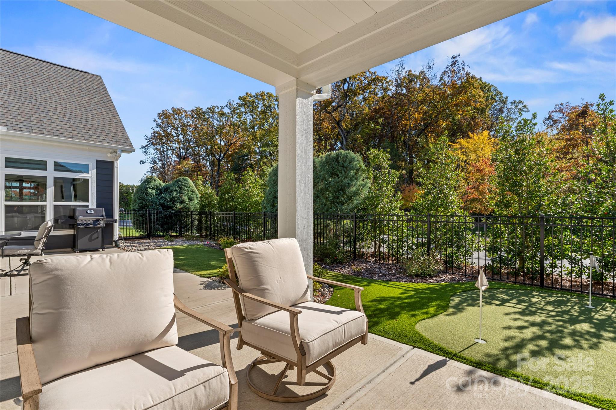 Huntersville, North Carolina, 28078, United States, 3 Bedrooms Bedrooms, ,3 BathroomsBathrooms,Residential,For Sale,1987937