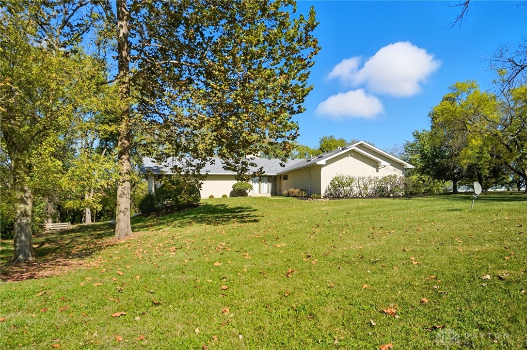 Brookville, Ohio, 45309, United States, 3 Bedrooms Bedrooms, ,4 BathroomsBathrooms,Residential,For Sale,1995742