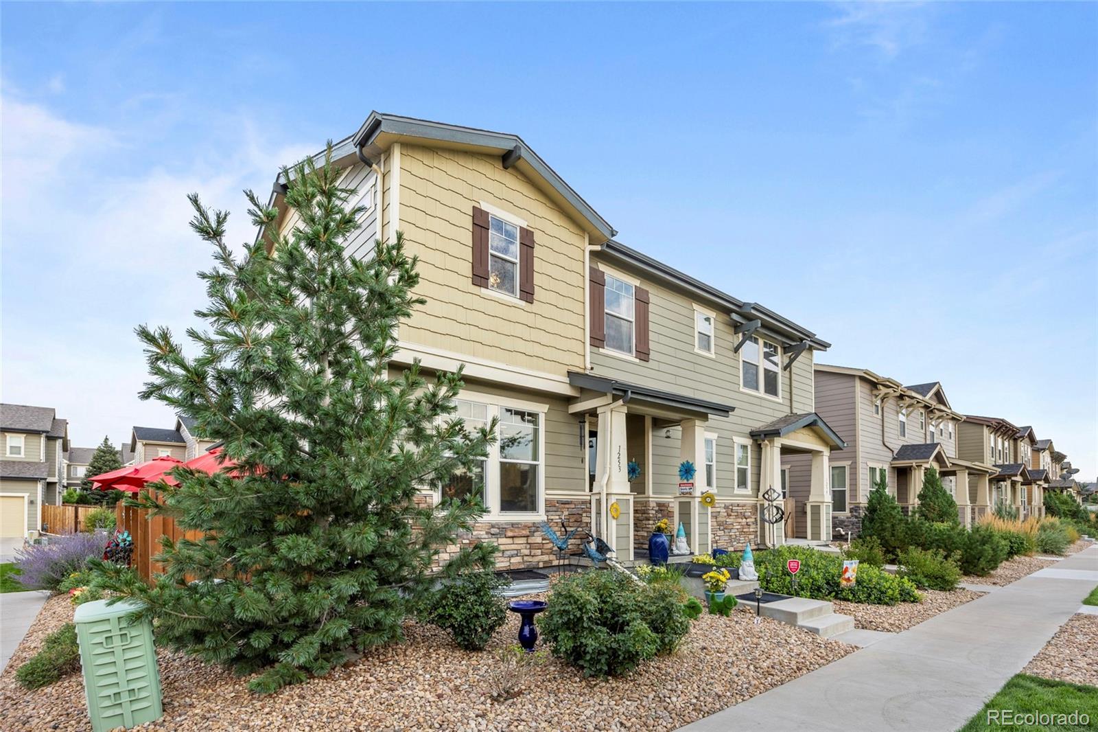 Denver, Colorado, 80247, United States, 3 Bedrooms Bedrooms, ,3 BathroomsBathrooms,Residential,For Sale,1906676