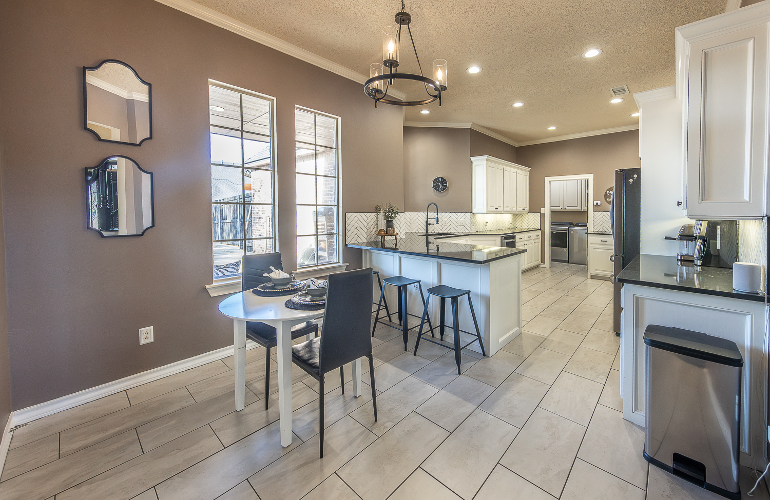 Lubbock, Texas, 79423, United States, 4 Bedrooms Bedrooms, ,4 BathroomsBathrooms,Residential,For Sale,1906085