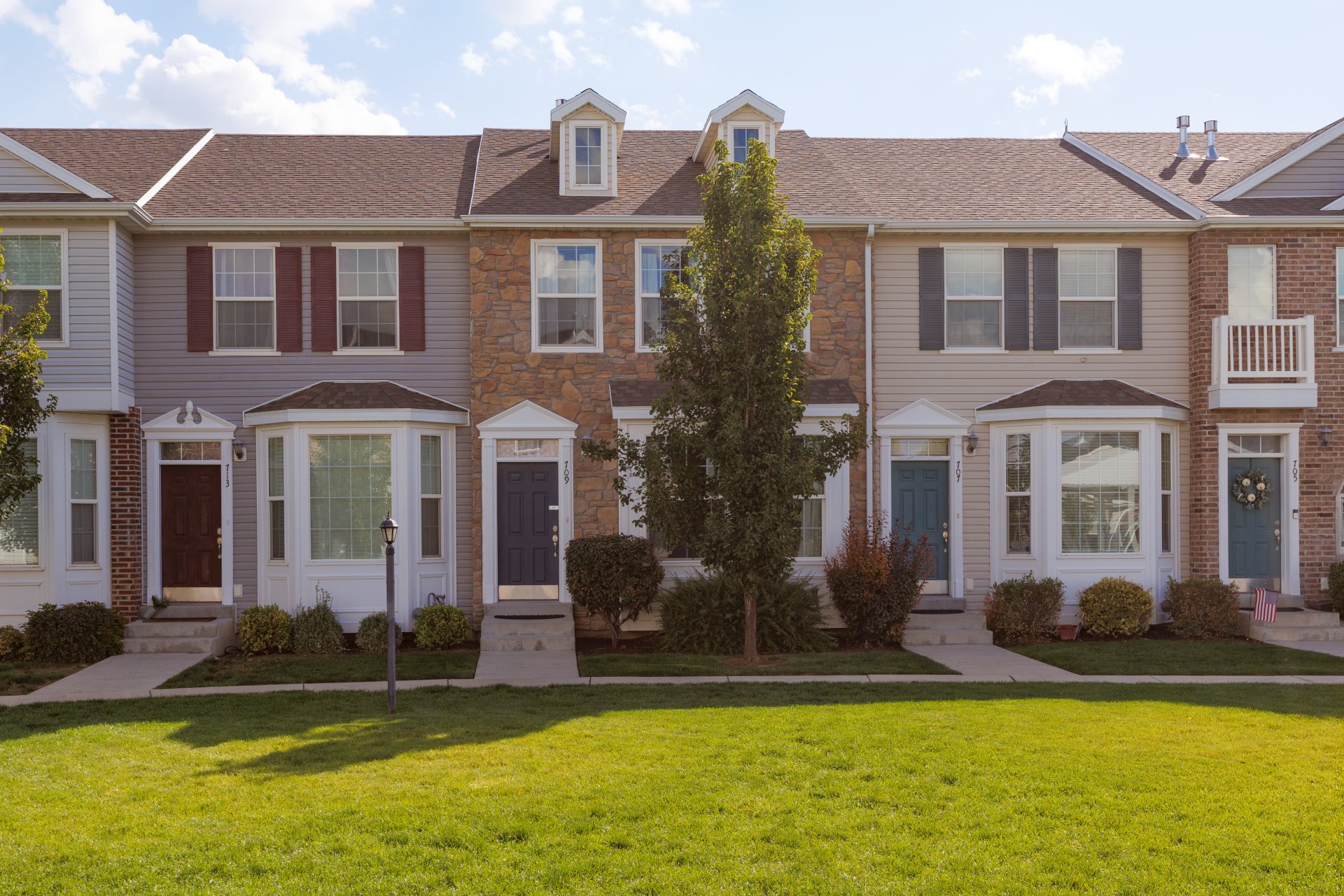 220 , Salem, UT 84653