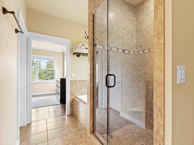 Whitefish, Montana, 59937, United States, 4 Bedrooms Bedrooms, ,4 BathroomsBathrooms,Residential,For Sale,1919098