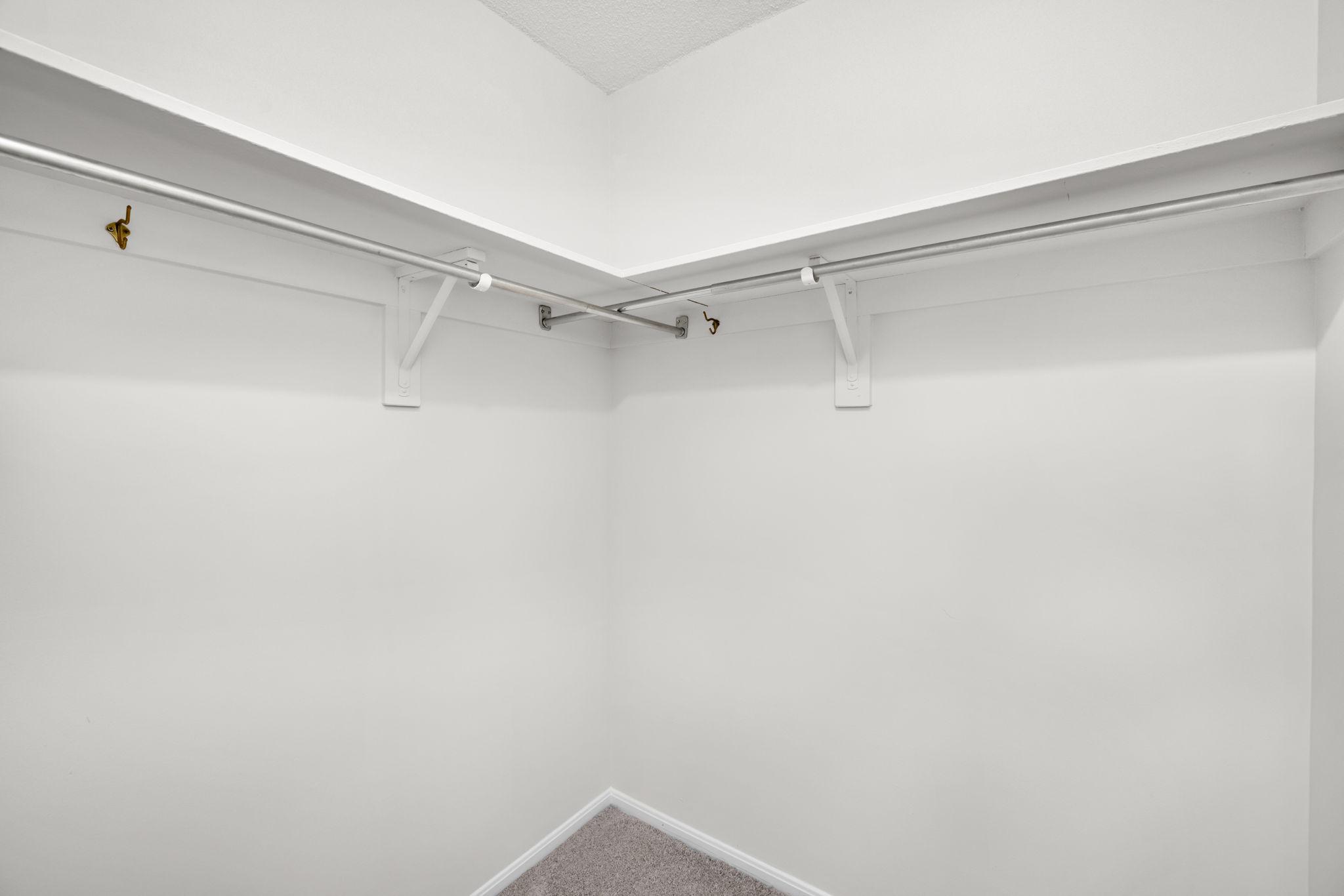  8370 Greensboro Drive, Mclean, VA, 22102 - 物件實景