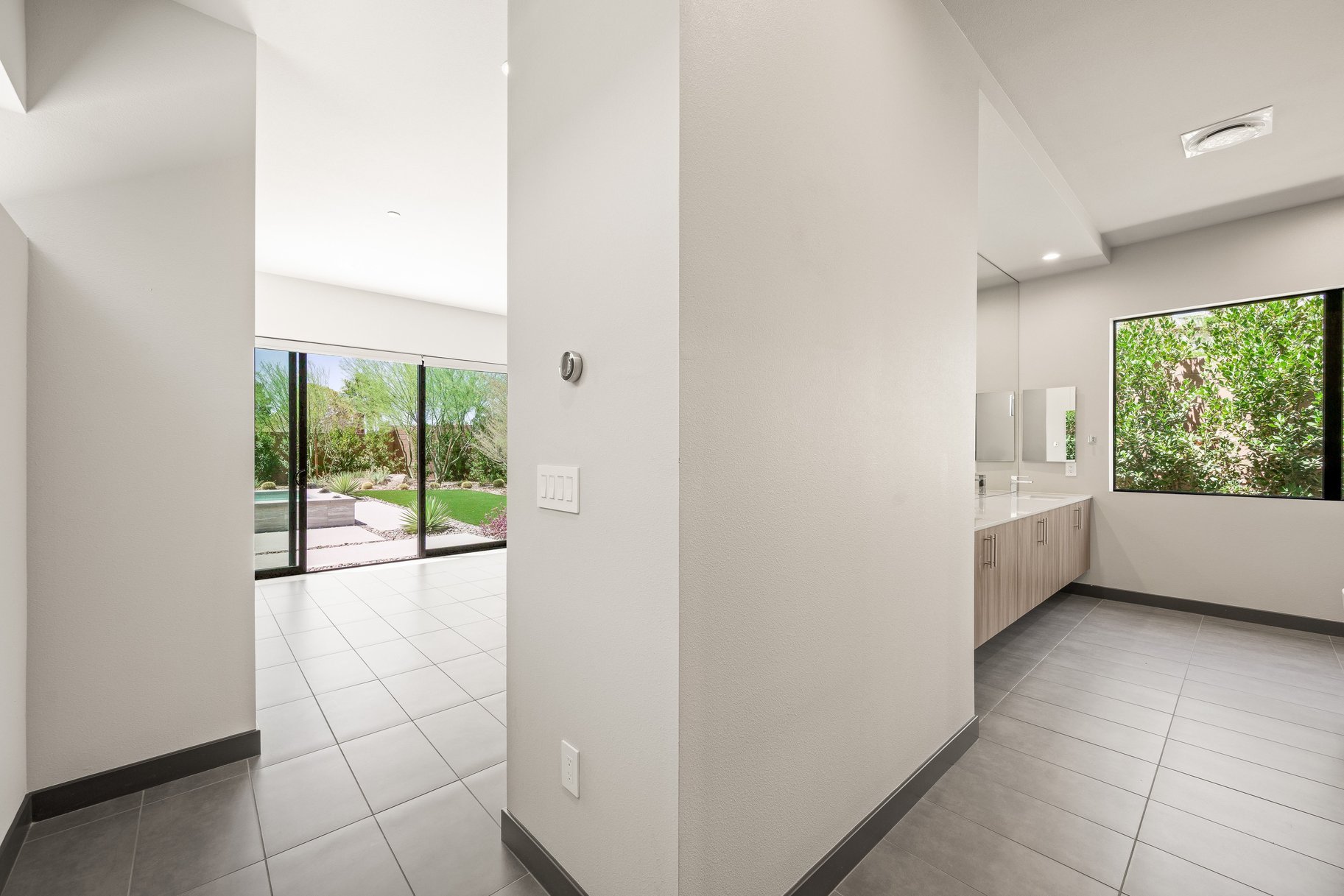  Private Contemporary Masterpiece in Las Vegas