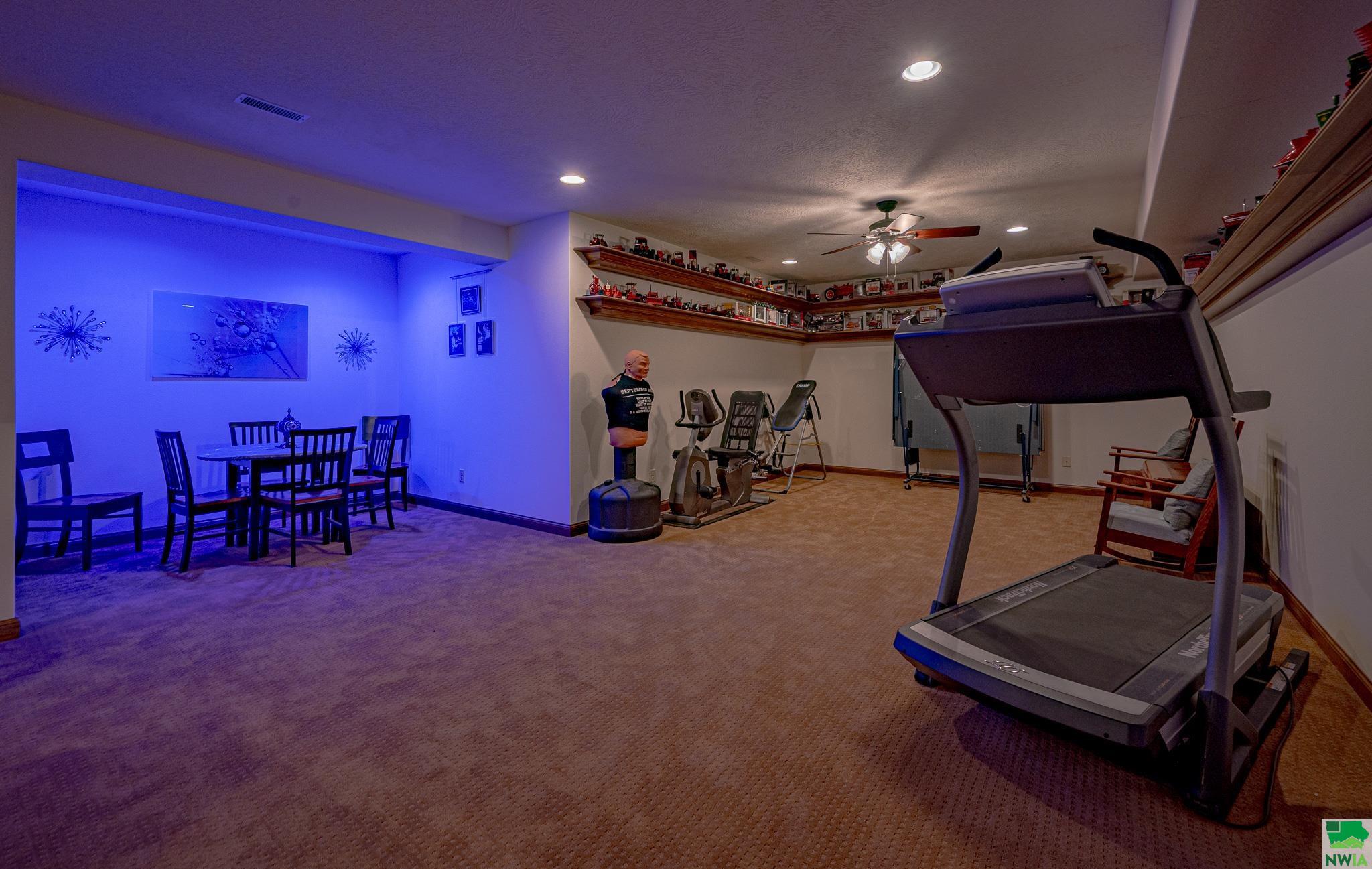 South Sioux City, Nebraska, 68776, United States, 4 Bedrooms Bedrooms, ,3 BathroomsBathrooms,Residential,For Sale,1973748