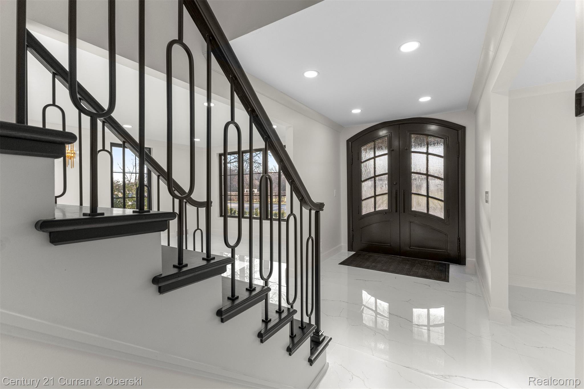 Dearborn, Michigan, 48128, United States, 5 Bedrooms Bedrooms, ,5 BathroomsBathrooms,Residential,For Sale,2030794