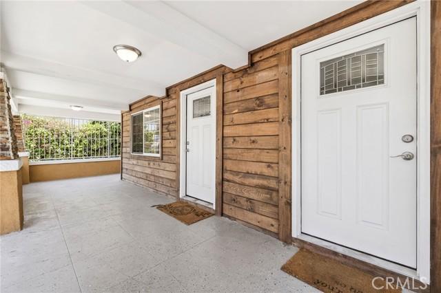 Los Angeles, California, 90016, United States, ,Residential,For Sale,1895088