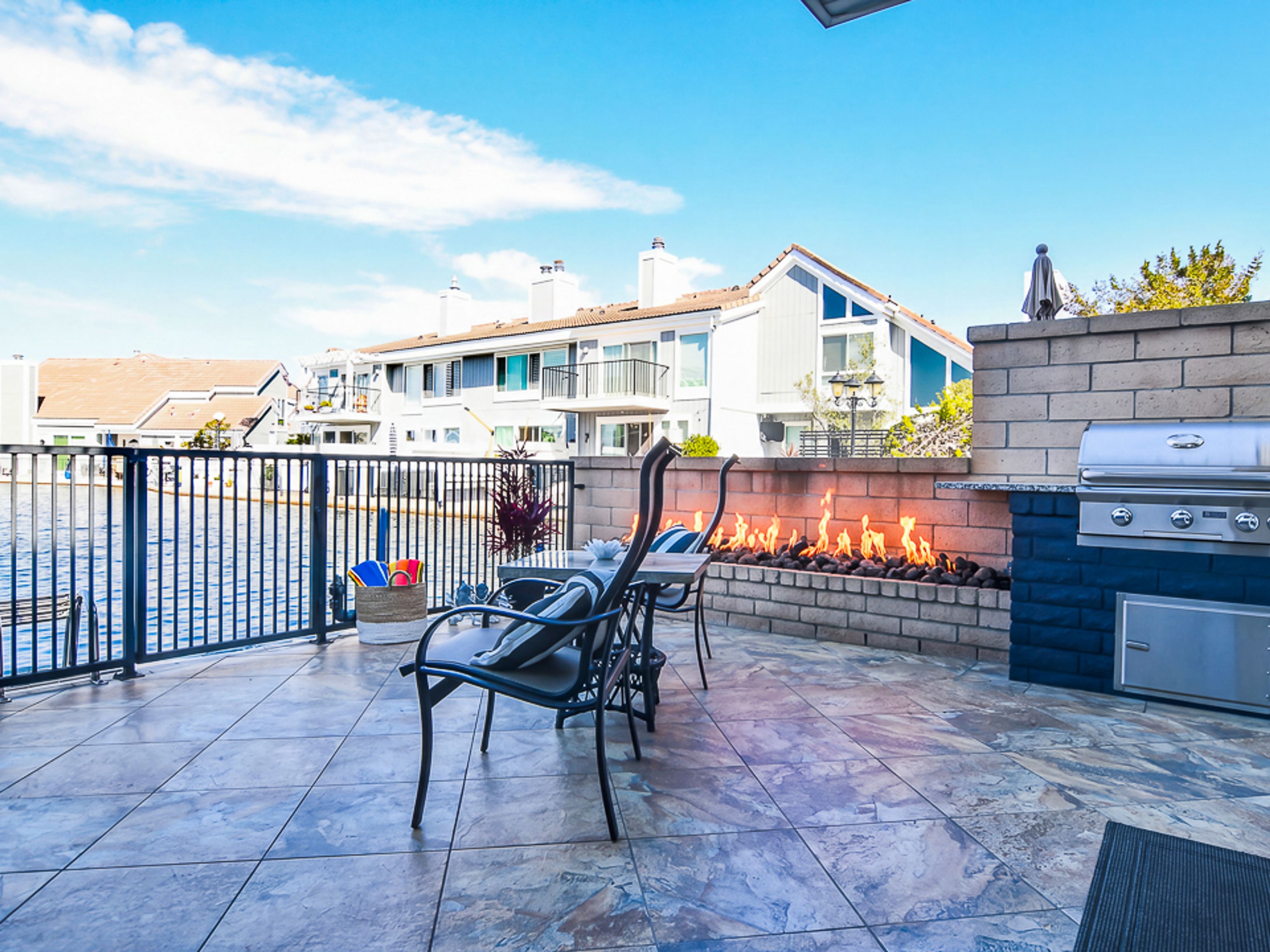  16125 Saint Croix Circle, Huntington Beach, CA 92649 - 物件實景