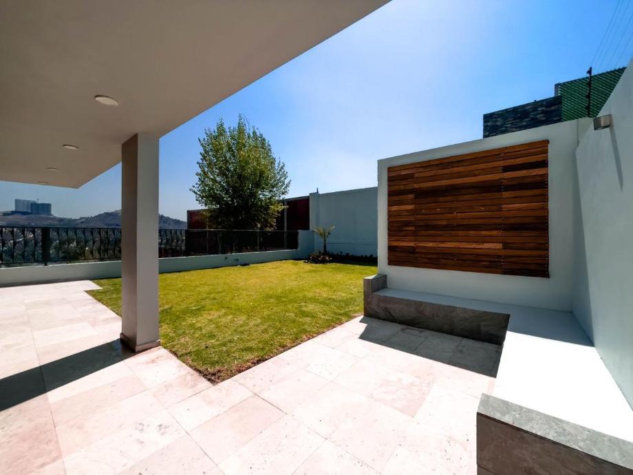 Naucalpan de Juárez, Estado de méxico, 53126, Mexico, 4 Bedrooms Bedrooms, ,5 BathroomsBathrooms,Residential,For Sale,1968961