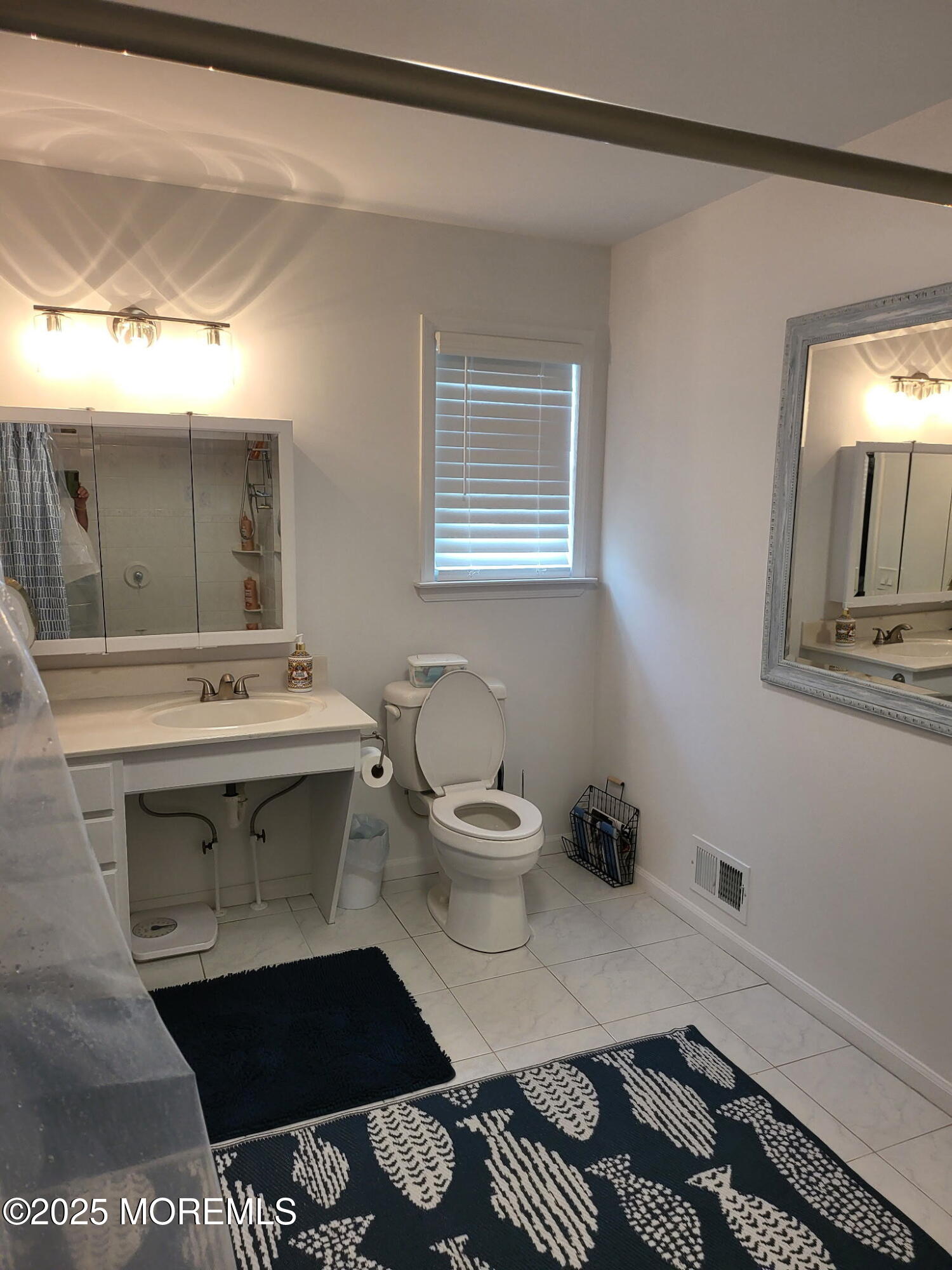 Brick, New Jersey, 08723, United States, 3 Bedrooms Bedrooms, ,2 BathroomsBathrooms,Residential,For Sale,1979399