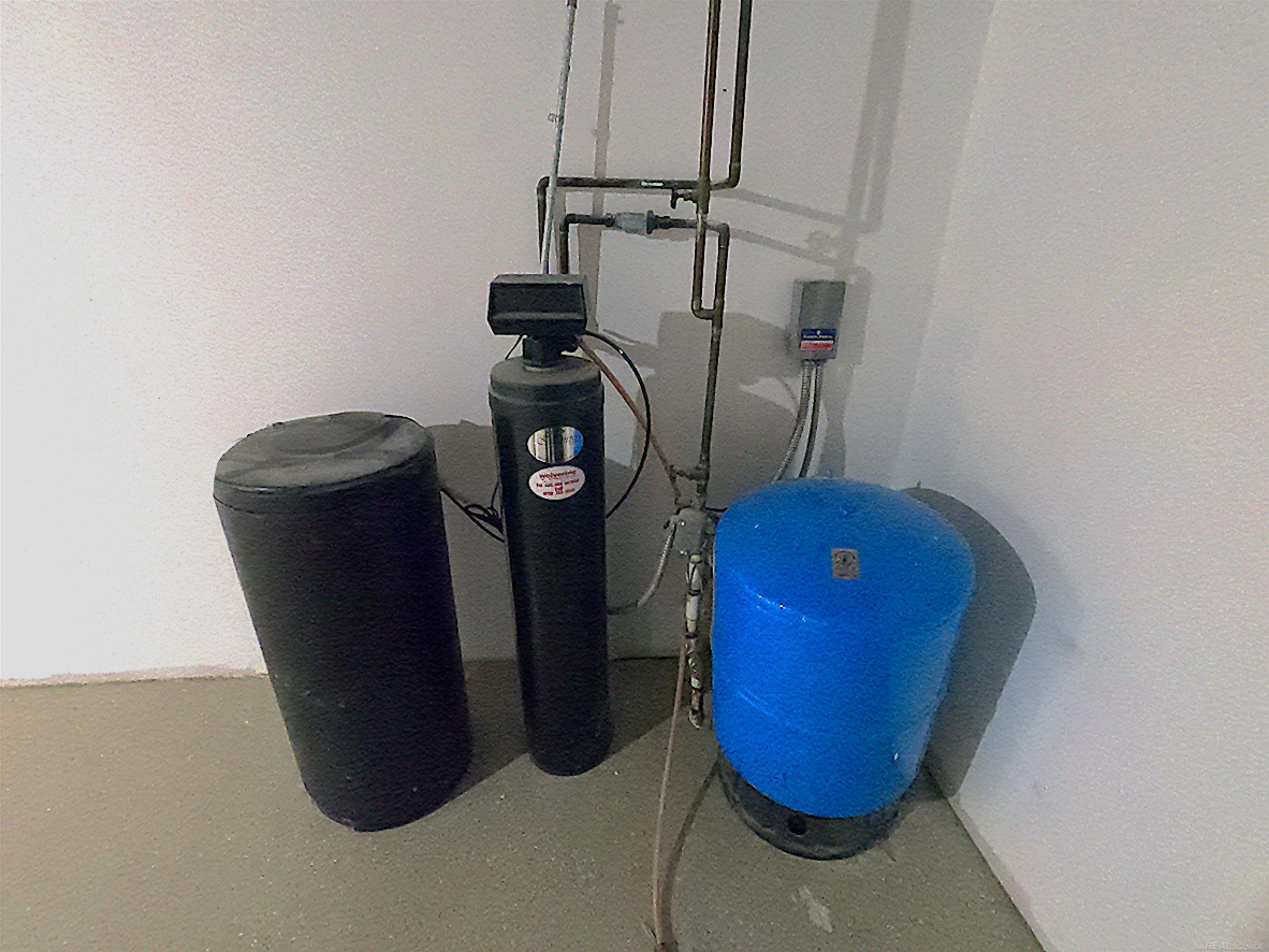 Armada, Michigan, 48005, United States, 4 Bedrooms Bedrooms, ,3 BathroomsBathrooms,Residential,For Sale,1994252