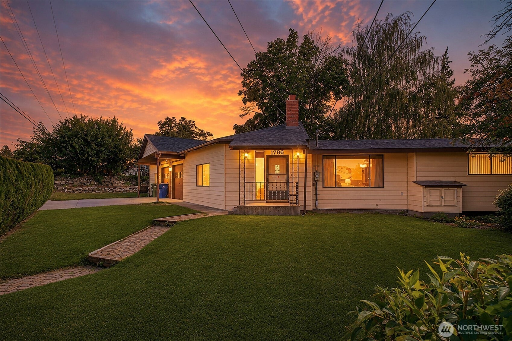 5th St, East Wenatchee, WA 98802