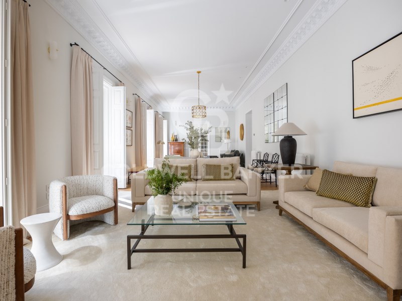 Madrid, Comunidad de Madrid, ES, 5 Bedrooms Bedrooms, ,6 BathroomsBathrooms,Residential,For Sale,1932441