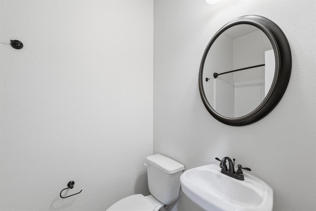 Sanger, Texas, 76266, United States, 4 Bedrooms Bedrooms, ,3 BathroomsBathrooms,Residential,For Sale,2038334