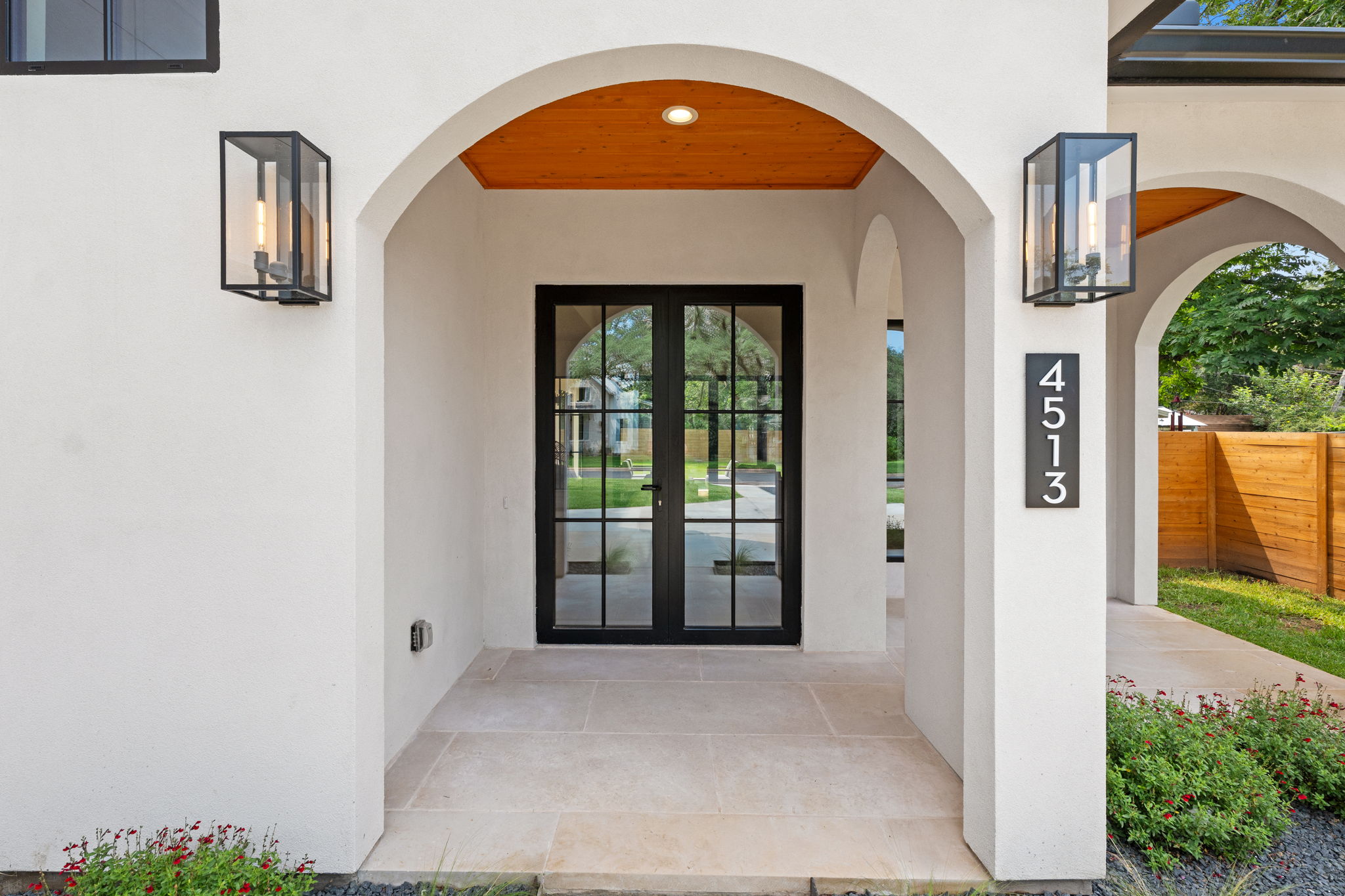  Contemporary Design with Timeless Architecture in South Austin - 物件實景