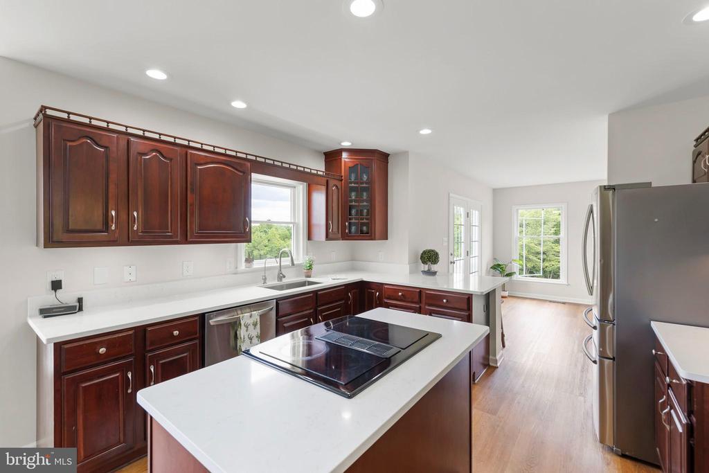 Winchester, Virginia, 22603, United States, 4 Bedrooms Bedrooms, ,3 BathroomsBathrooms,Residential,For Sale,1838915