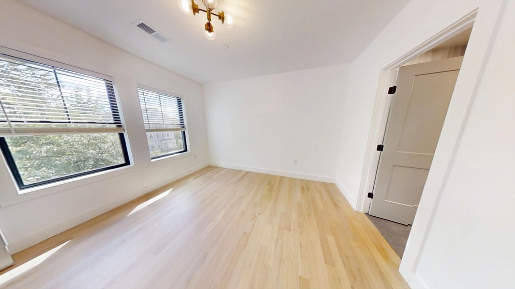 Boston, Massachusetts, 02124, United States, 3 Bedrooms Bedrooms, ,2 BathroomsBathrooms,Residential,For Sale,1941577