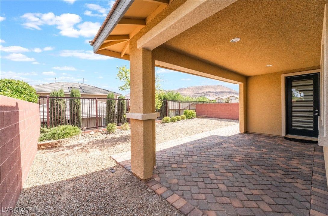 Las Vegas, Nevada, 89135, United States, 3 Bedrooms Bedrooms, ,3 BathroomsBathrooms,Residential,For Sale,1928767