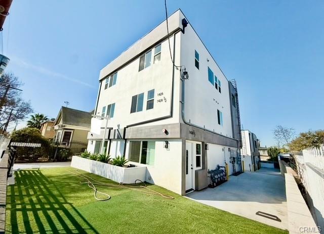 Los Angeles, California, 90033, United States, 14 Bedrooms Bedrooms, ,Residential,For Sale,2012400