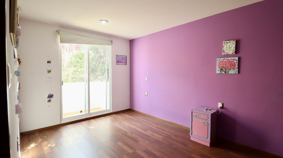 Morelia, Michoacán de Ocampo, 58350, Mexico, 3 Bedrooms Bedrooms, ,2 BathroomsBathrooms,Residential,For Sale,1994490