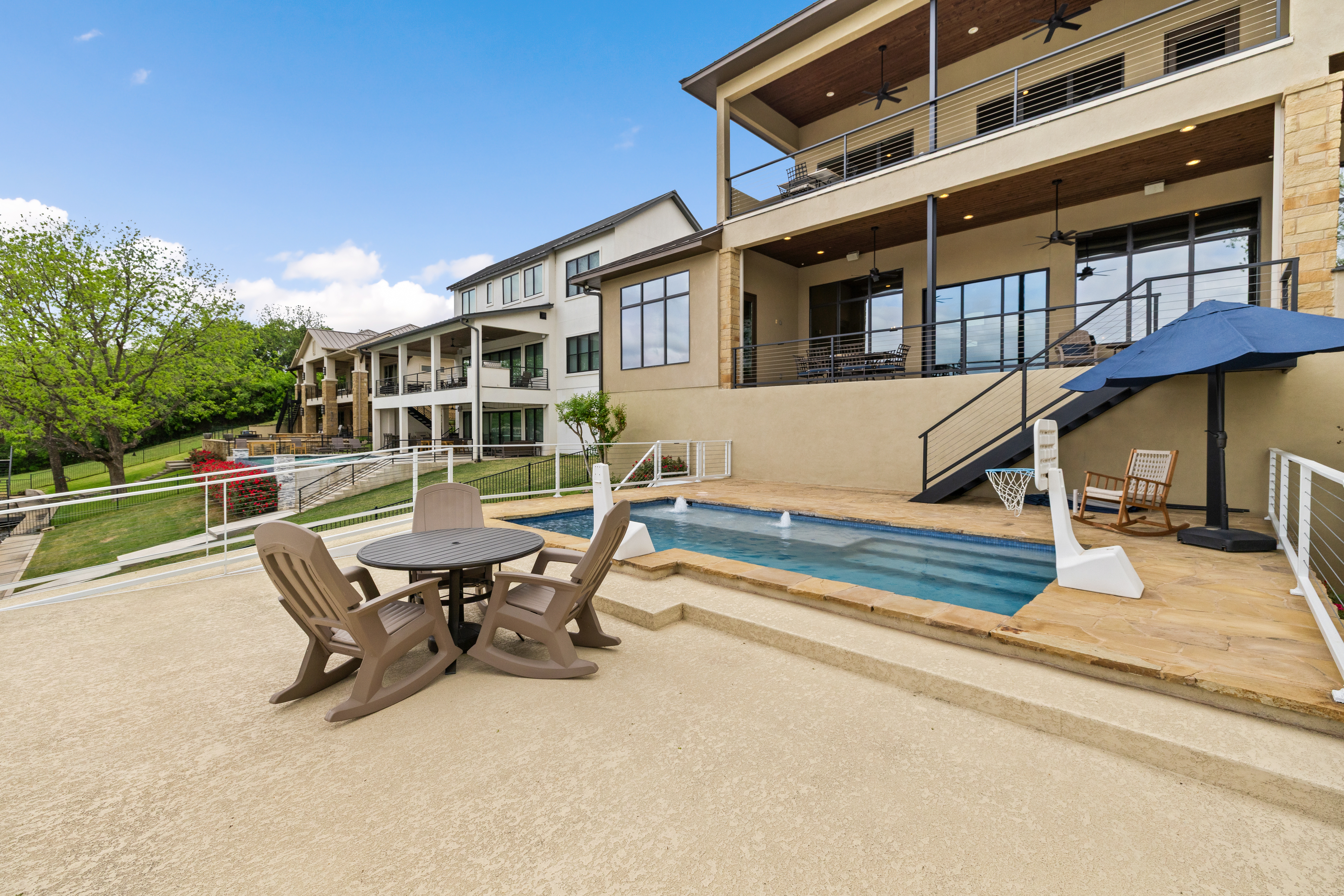  Waterfront Living on Lake LBJ - 物件實景