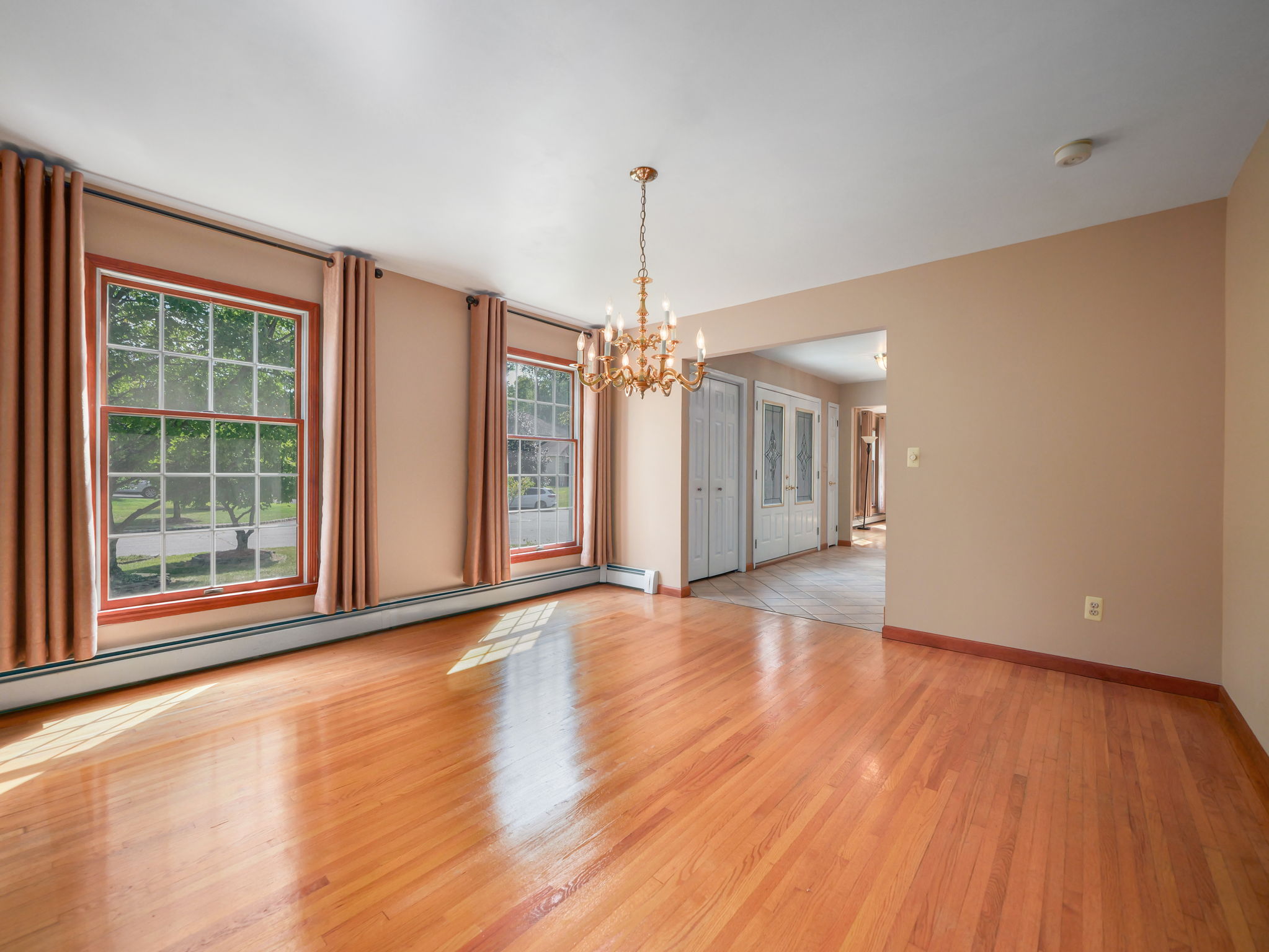 Lincoln Park, New Jersey, 07035, United States, 4 Bedrooms Bedrooms, ,3 BathroomsBathrooms,Residential,For Sale,1942822