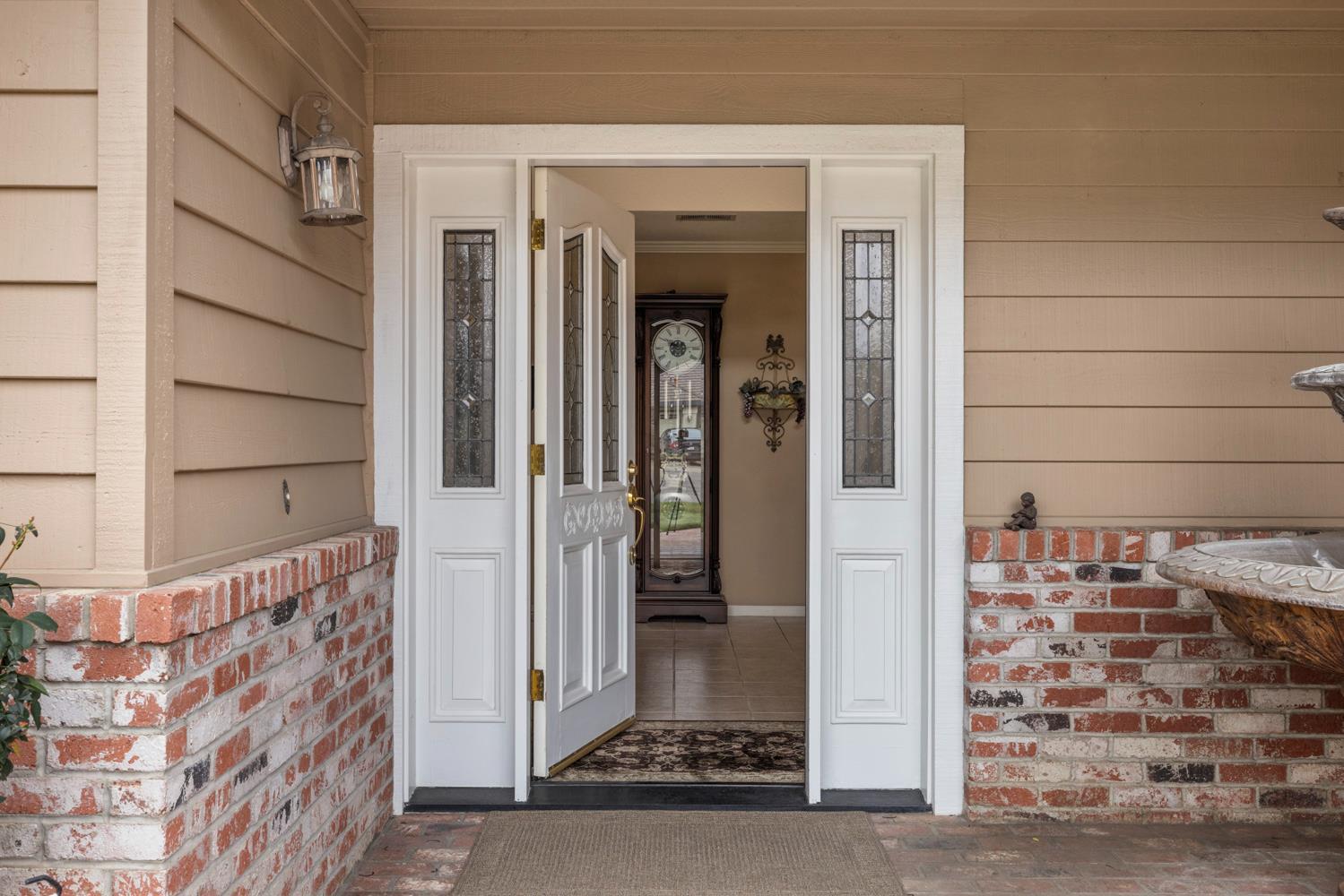 Lodi, California, 95242, United States, 4 Bedrooms Bedrooms, ,3 BathroomsBathrooms,Residential,For Sale,2012601