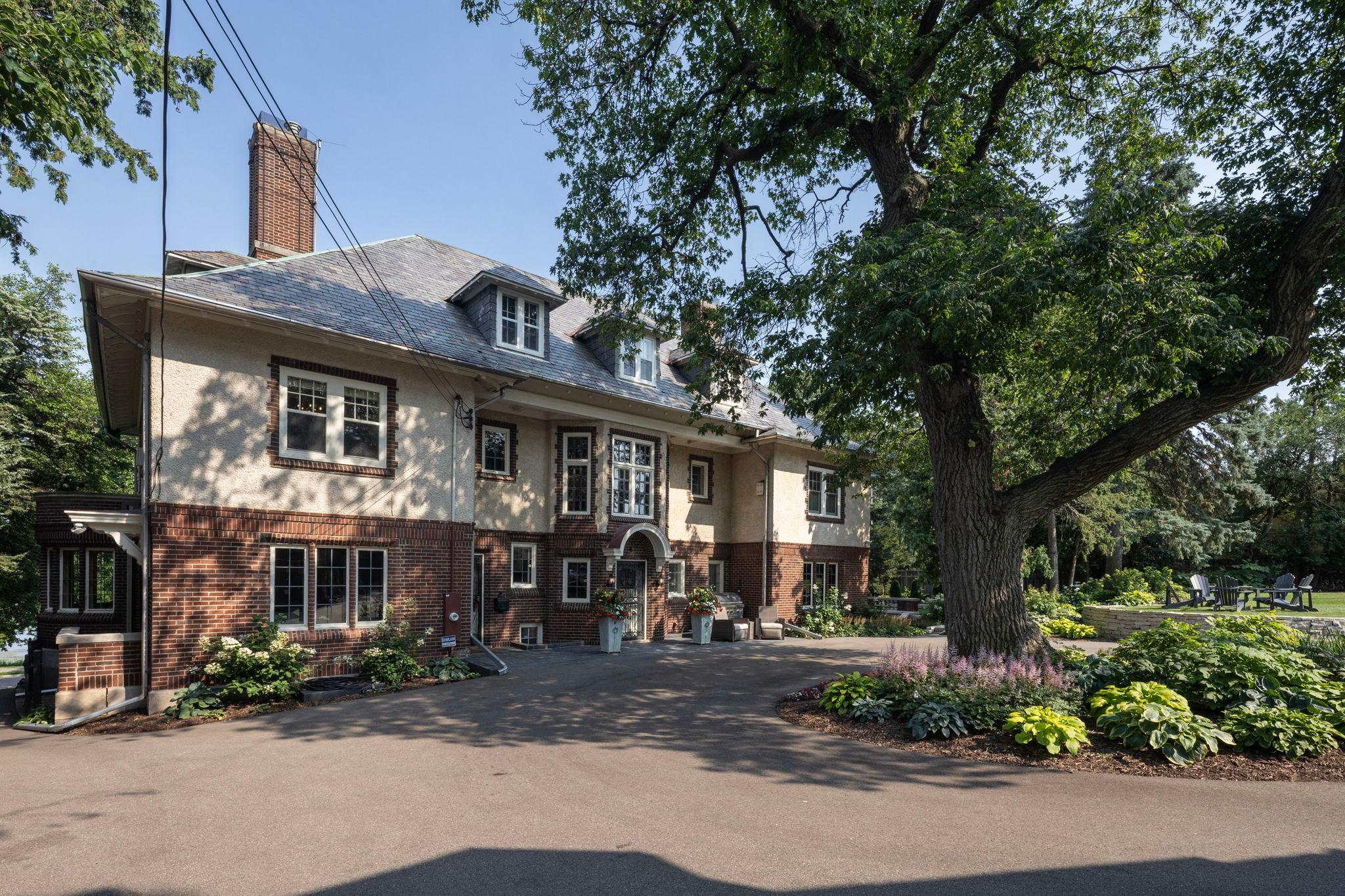 Minneapolis, Minnesota, 55416, United States, 5 Bedrooms Bedrooms, ,4 BathroomsBathrooms,Residential,For Sale,1907666