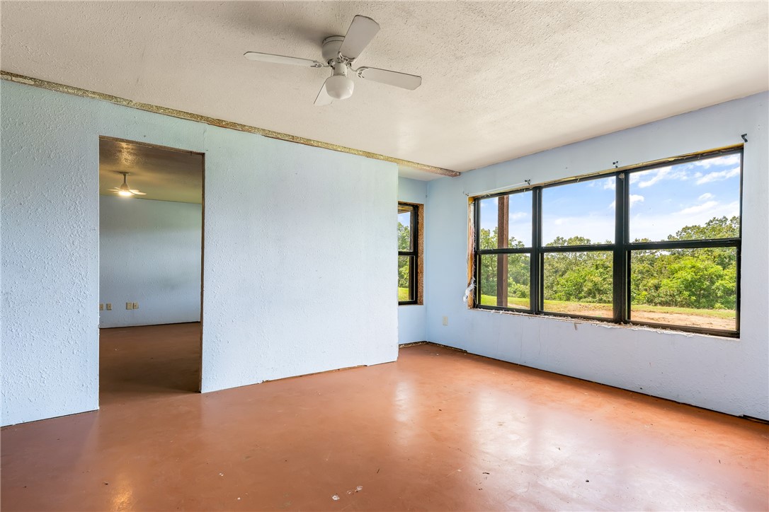 Huntsville, Arkansas, 72740, United States, 3 Bedrooms Bedrooms, ,4 BathroomsBathrooms,Residential,For Sale,1907713