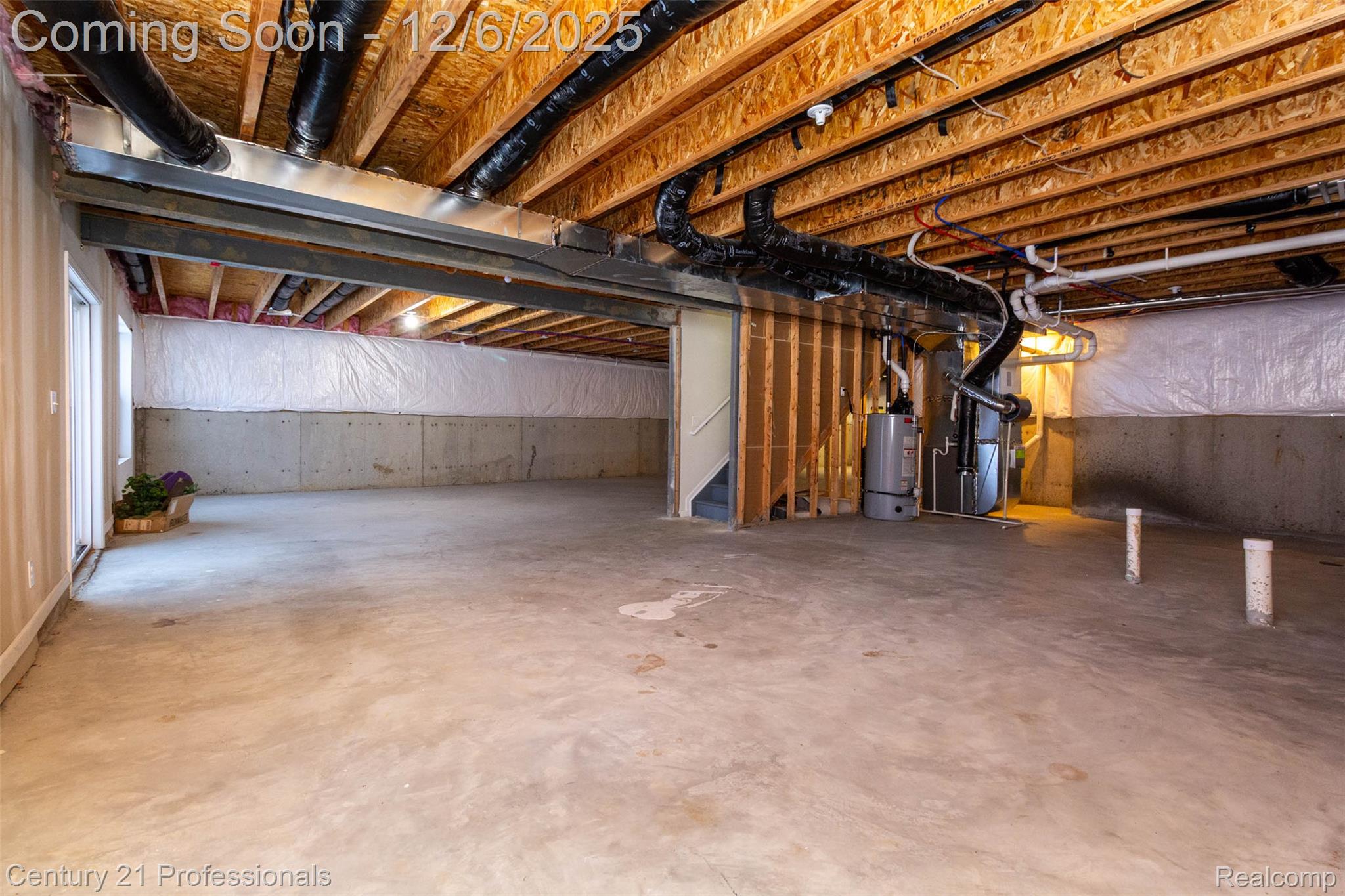 LakeOrion, Michigan, 48360, United States, 4 Bedrooms Bedrooms, ,3 BathroomsBathrooms,Residential,For Sale,2000120