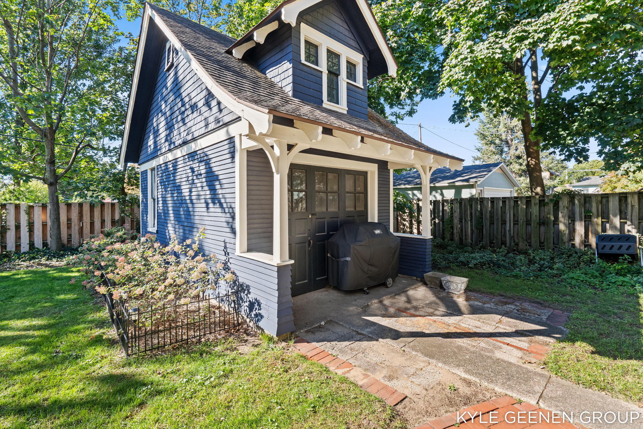 11th St, Holland, MI 49423 #1
