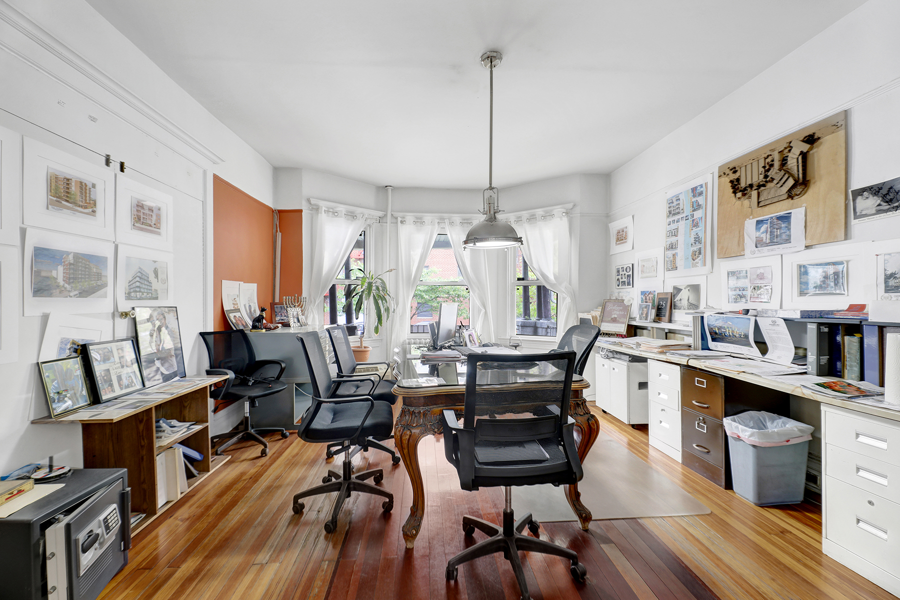 Brooklyn, New York, 11235, United States, 10 Bedrooms Bedrooms, ,4 BathroomsBathrooms,Residential,For Sale,1975814