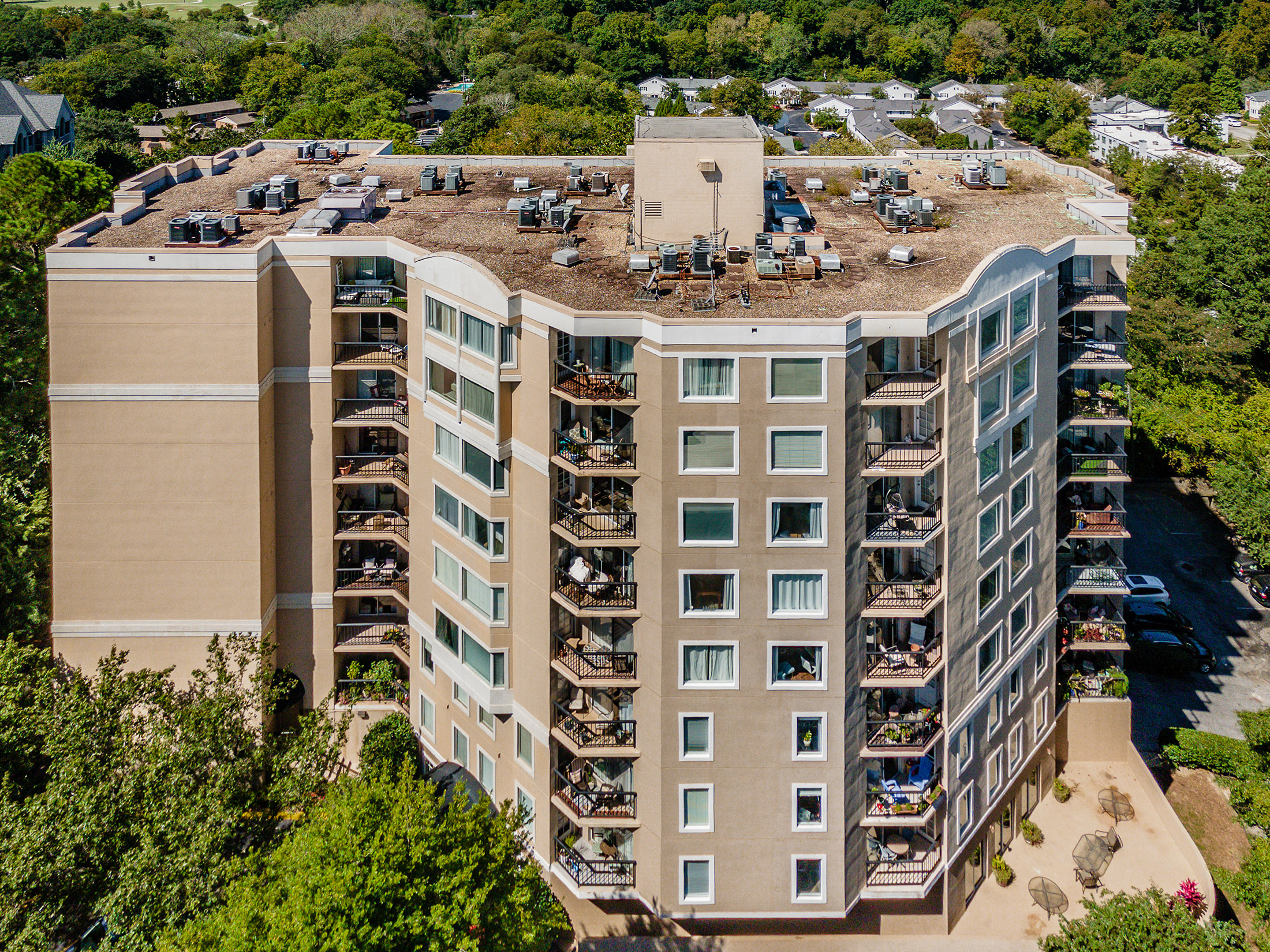  Stunning Designer-renovated Condo Minutes from Atlanta