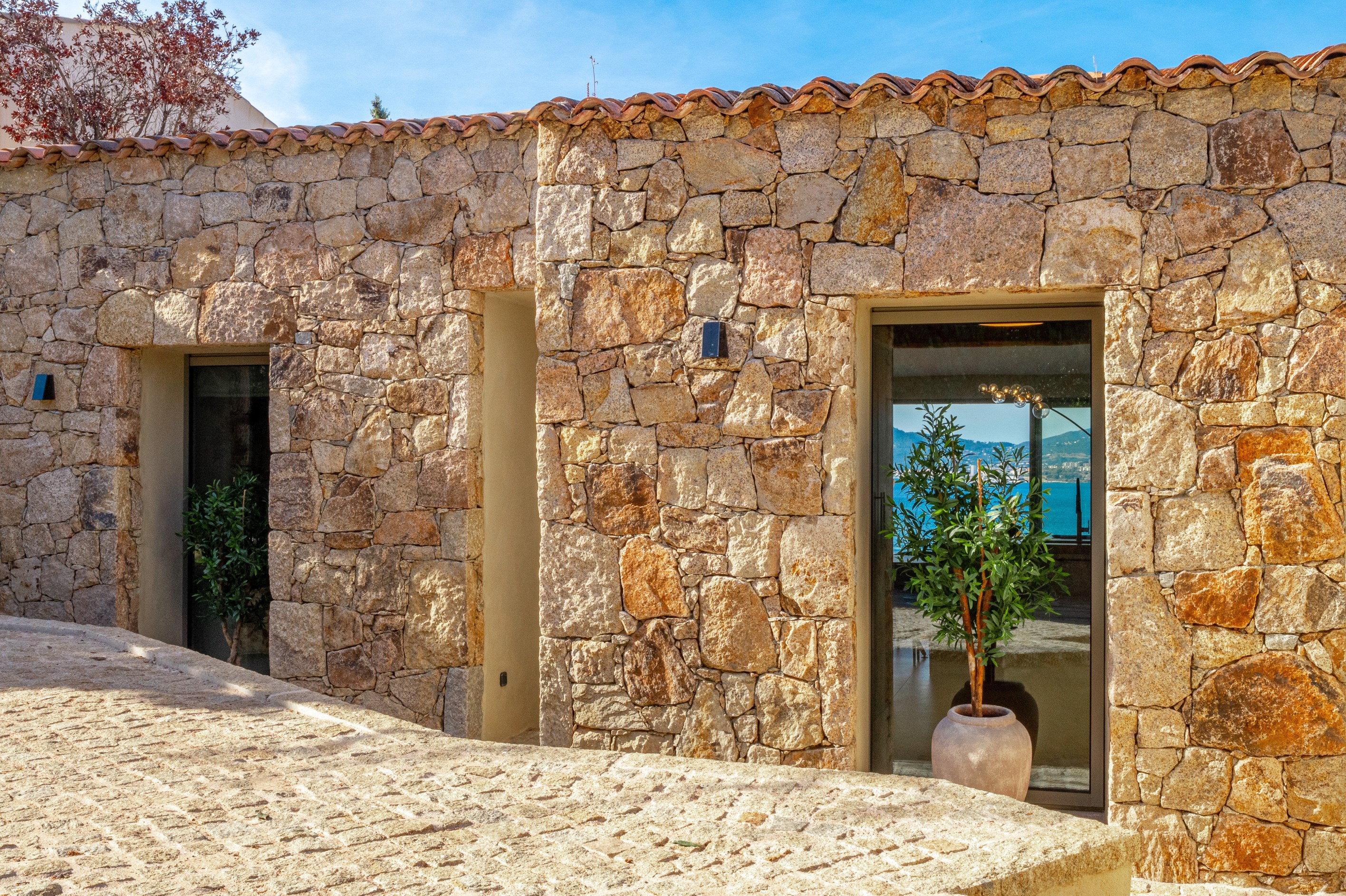  Luxury villa with panoramic sea views, 600 meters from the beach – Porticcio / … - 物件實景