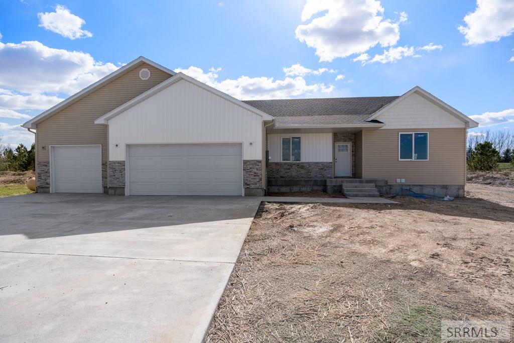 RIGBY, Idaho, 83442, United States, 5 Bedrooms Bedrooms, ,3 BathroomsBathrooms,Residential,For Sale,1943568