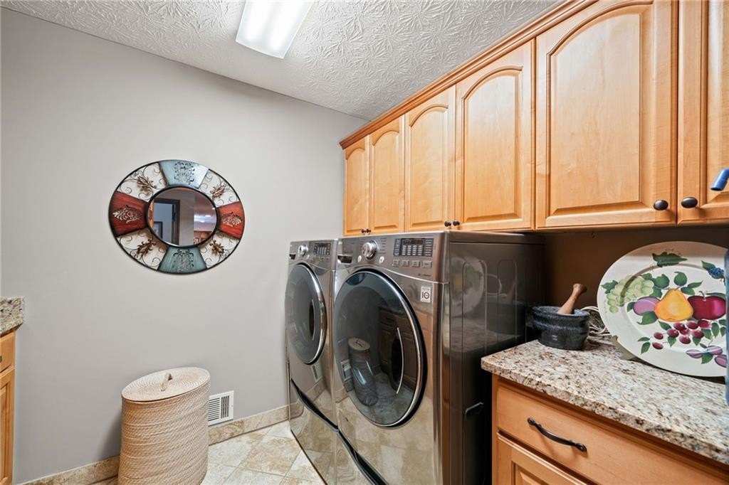 Jasper, Georgia, 30143, United States, 3 Bedrooms Bedrooms, ,2 BathroomsBathrooms,Residential,For Sale,1860851