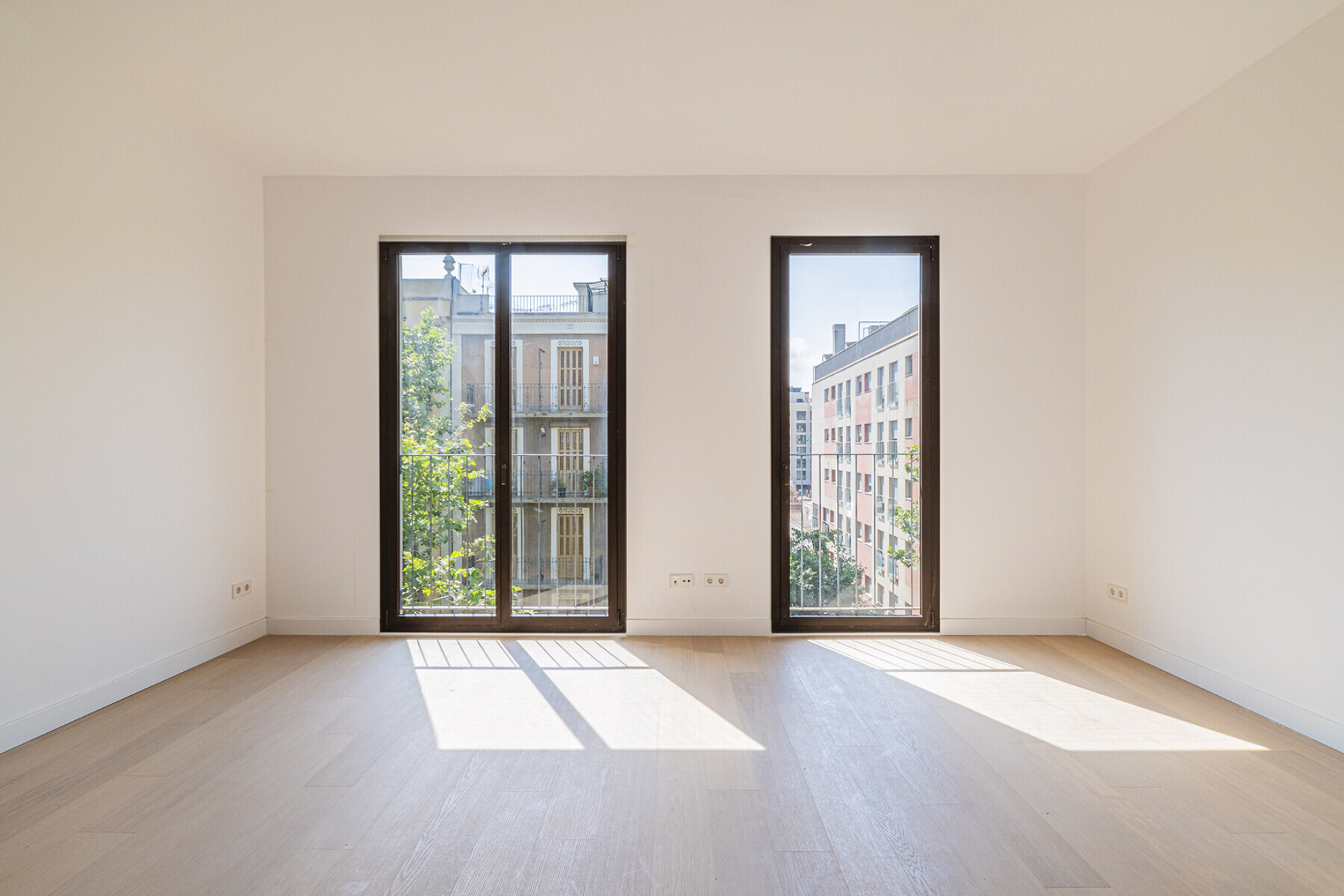  Newly constructed duplex penthouse near the beach - 物件實景