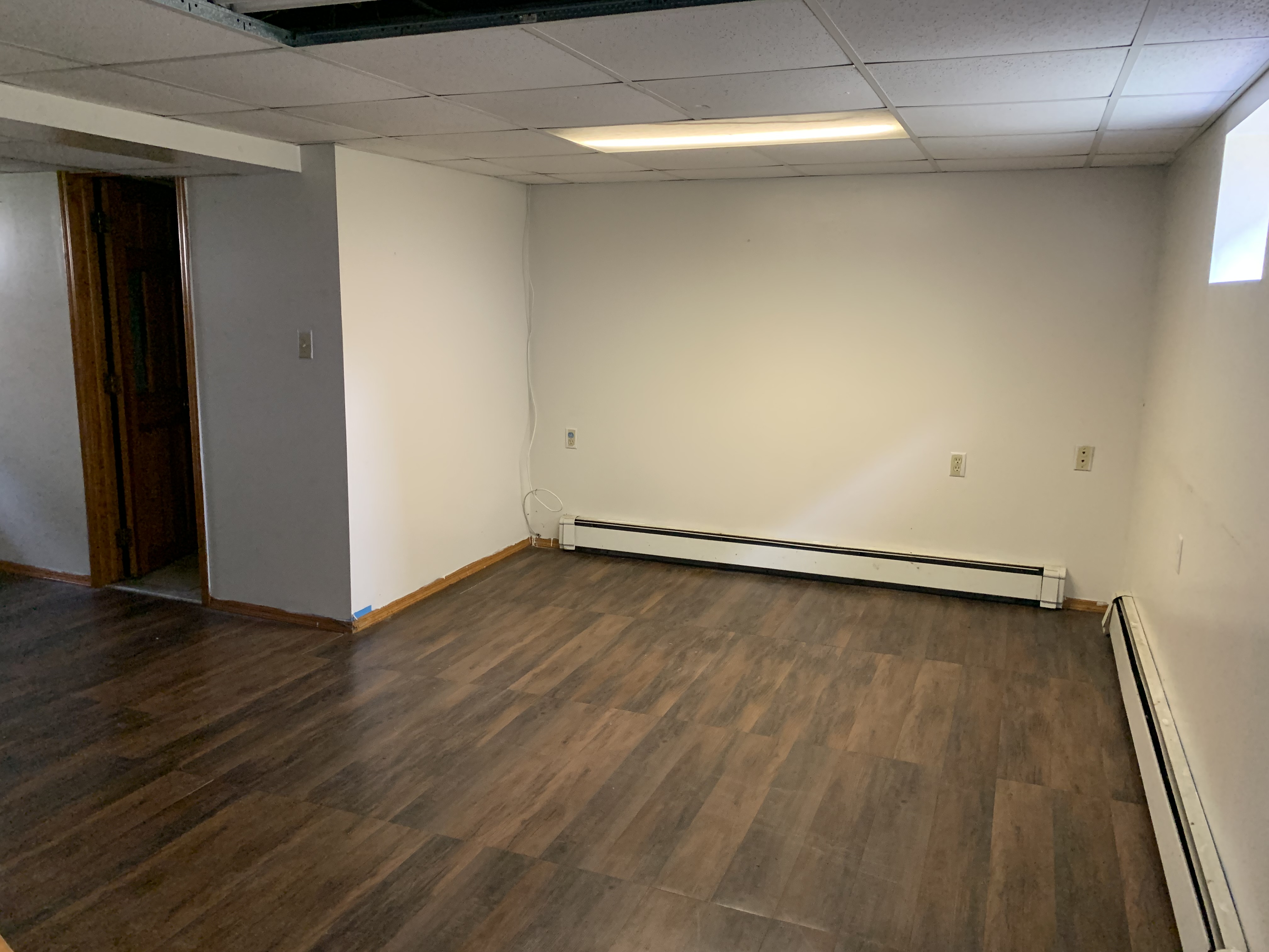 Elmont, New York, 11003, United States, 3 Bedrooms Bedrooms, ,1 BathroomBathrooms,Residential,For Sale,1976204