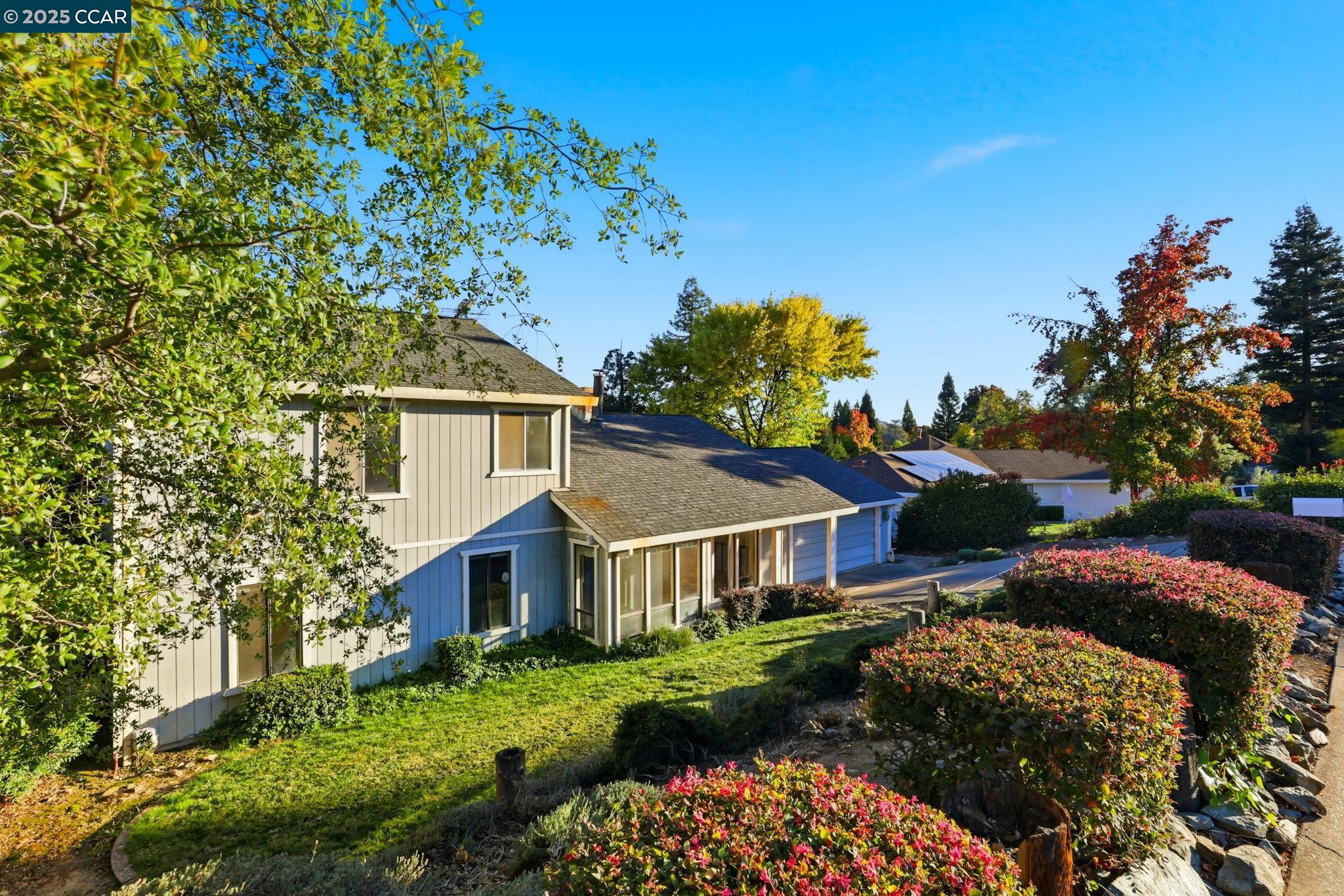 El Dorado Hills, California, 95762, United States, 4 Bedrooms Bedrooms, ,3 BathroomsBathrooms,Residential,For Sale,1988209