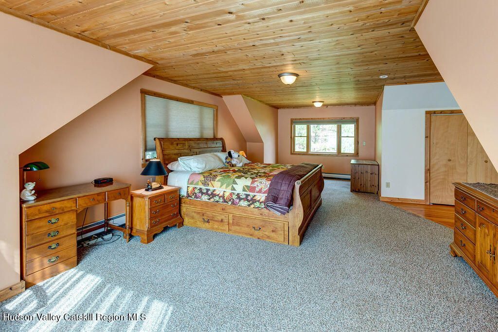 Highmount, New York, 12441, United States, 4 Bedrooms Bedrooms, ,3 BathroomsBathrooms,Residential,For Sale,1918667