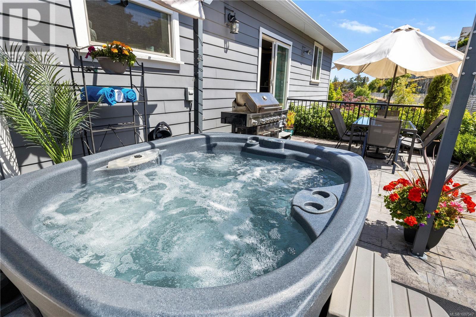 LANGFORD, British Columbia, V9B 0L2, CA, 5 Bedrooms Bedrooms, ,5 BathroomsBathrooms,Residential,For Sale,1896938