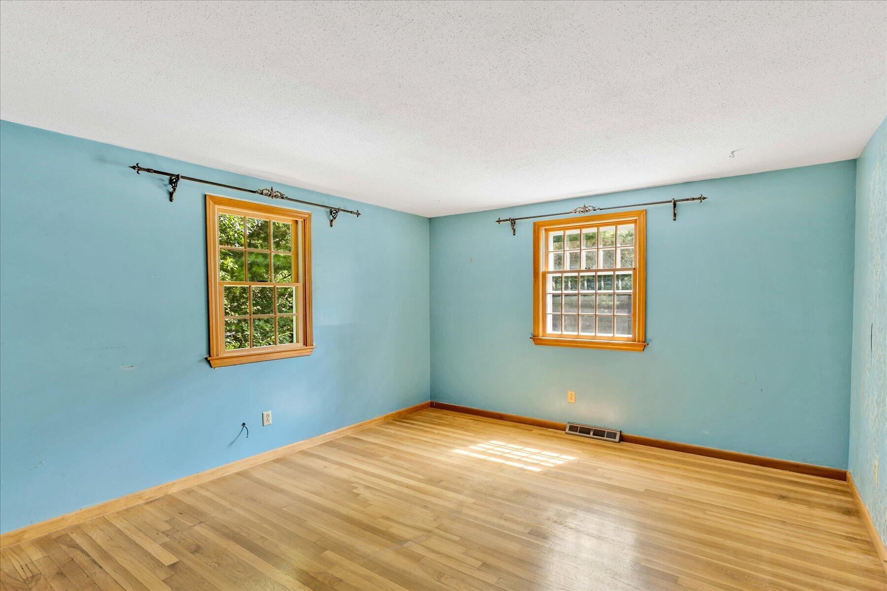  804 Putnam Avenue - 物件實景