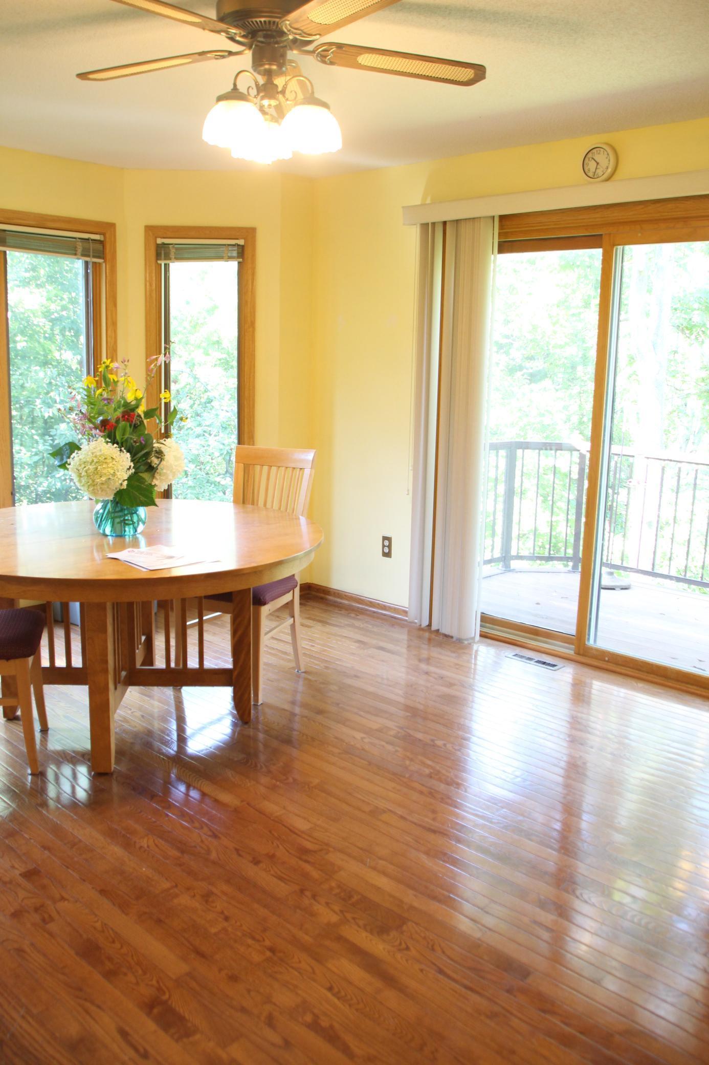 Lakeville, Minnesota, 55044, United States, 3 Bedrooms Bedrooms, ,2 BathroomsBathrooms,Residential,For Sale,1941010