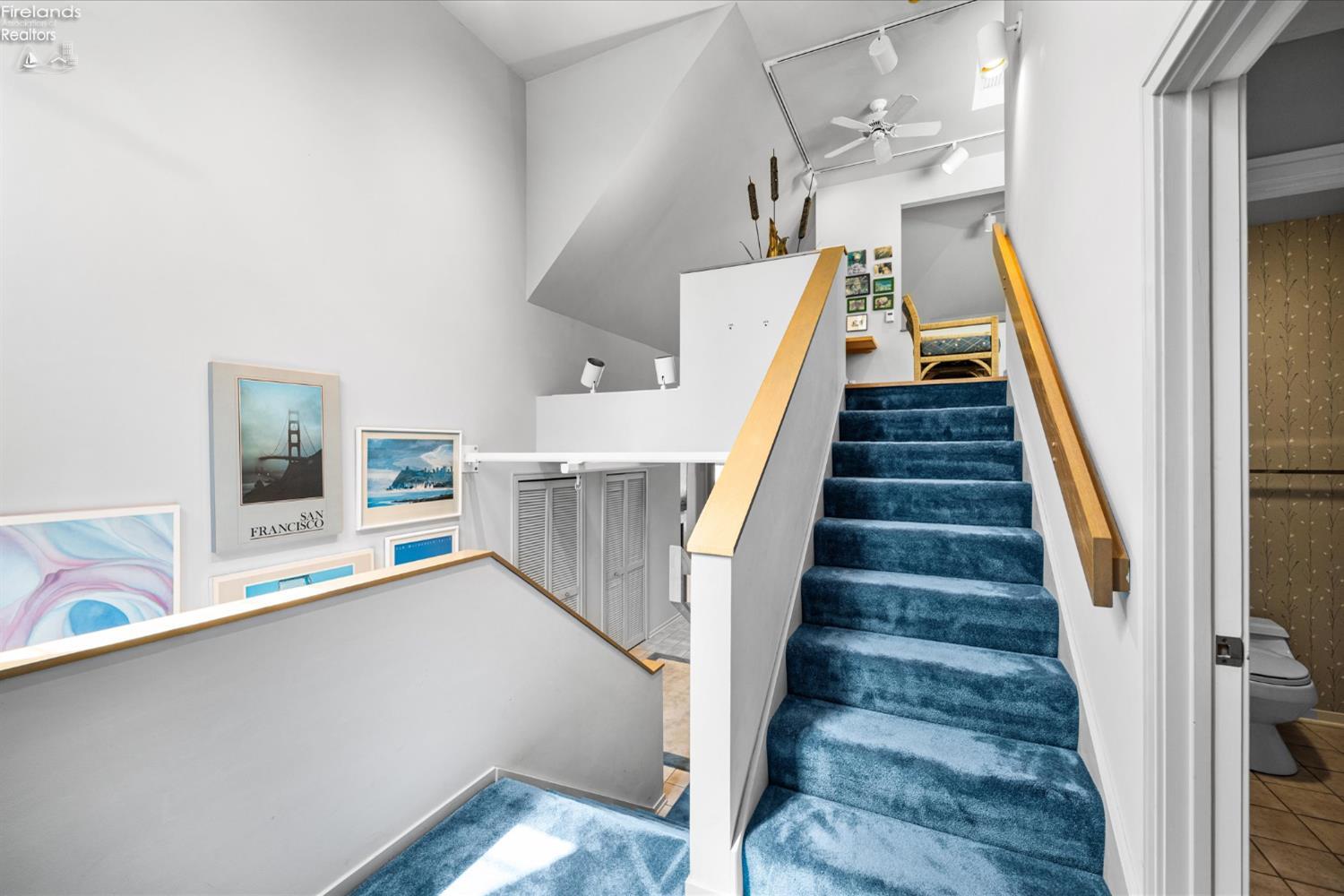 Port Clinton, Ohio, 43452, United States, 2 Bedrooms Bedrooms, ,3 BathroomsBathrooms,Residential,For Sale,1982032