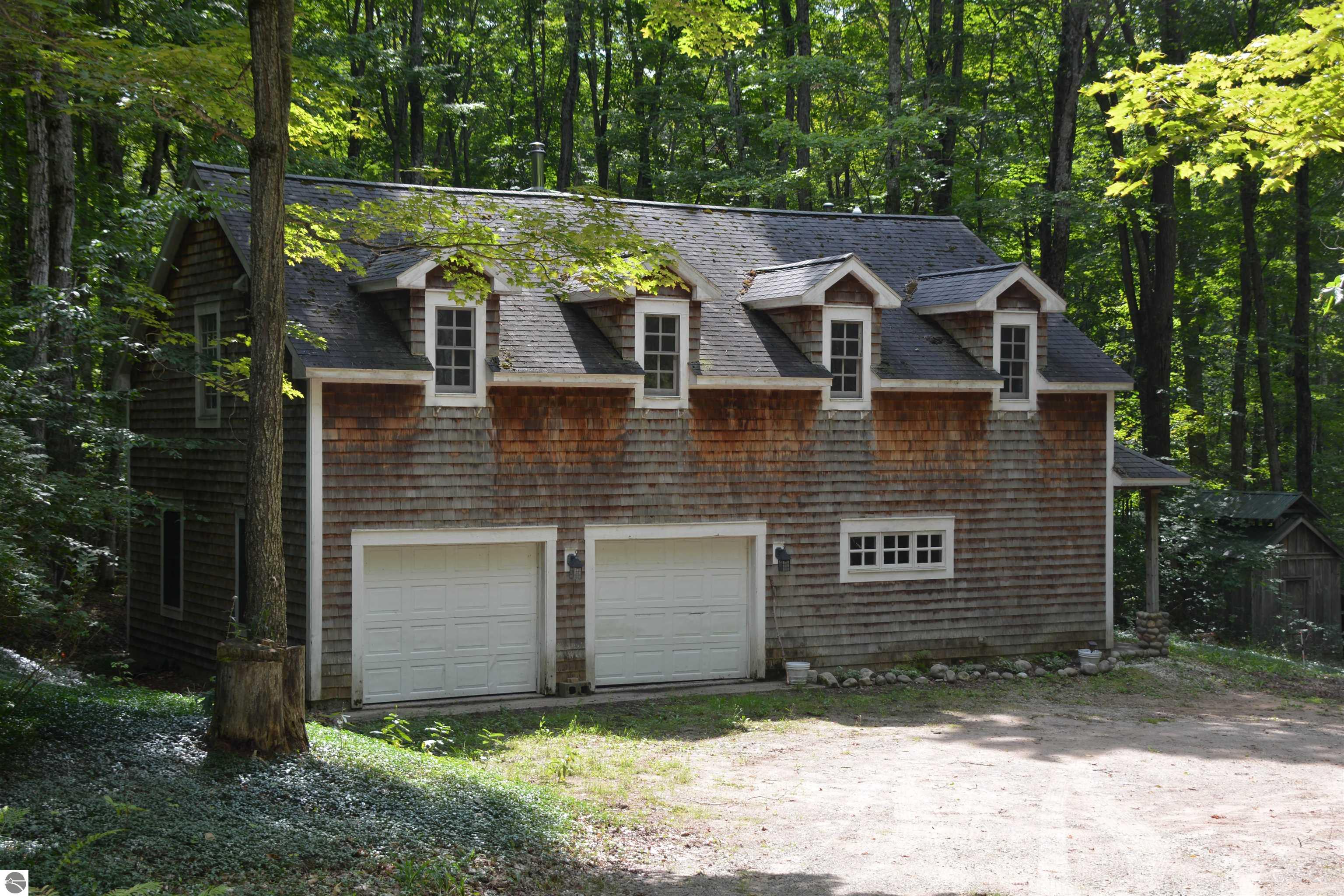 Lake Ann, Michigan, 49650, United States, 3 Bedrooms Bedrooms, ,1 BathroomBathrooms,Residential,For Sale,1941921