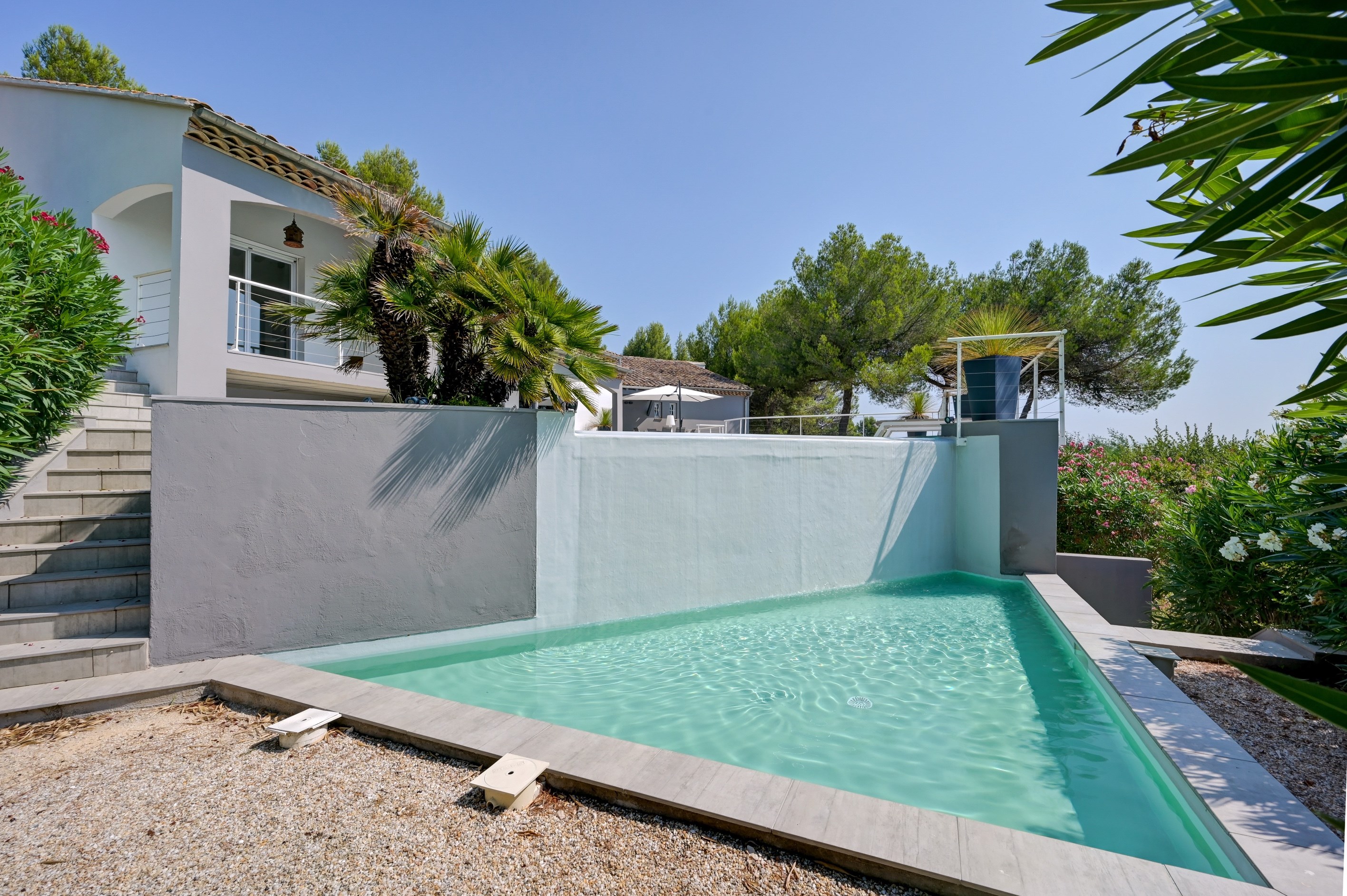  Property with an exceptional panoramic view of the Alpilles and Mont Ventoux. - 物件實景